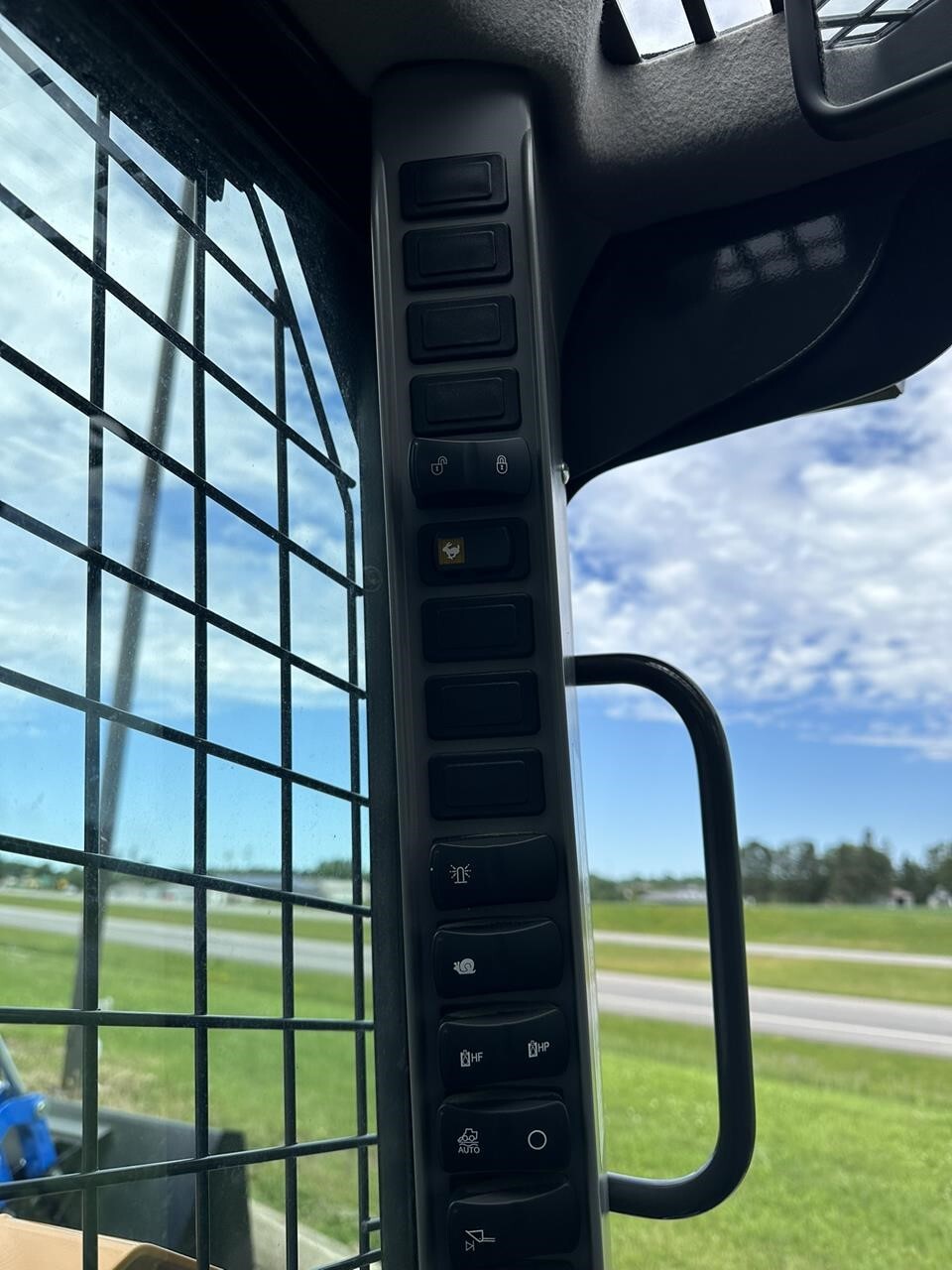 2023 Case TR340B Skid Steer