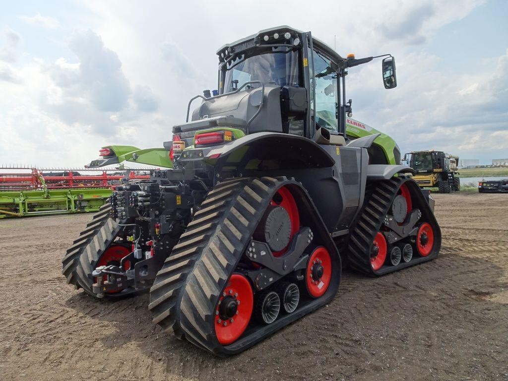 2024 Claas XERION 12.650TT Tractor