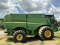 2012 John Deere S680 Combine