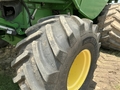 2012 John Deere S680 Combine