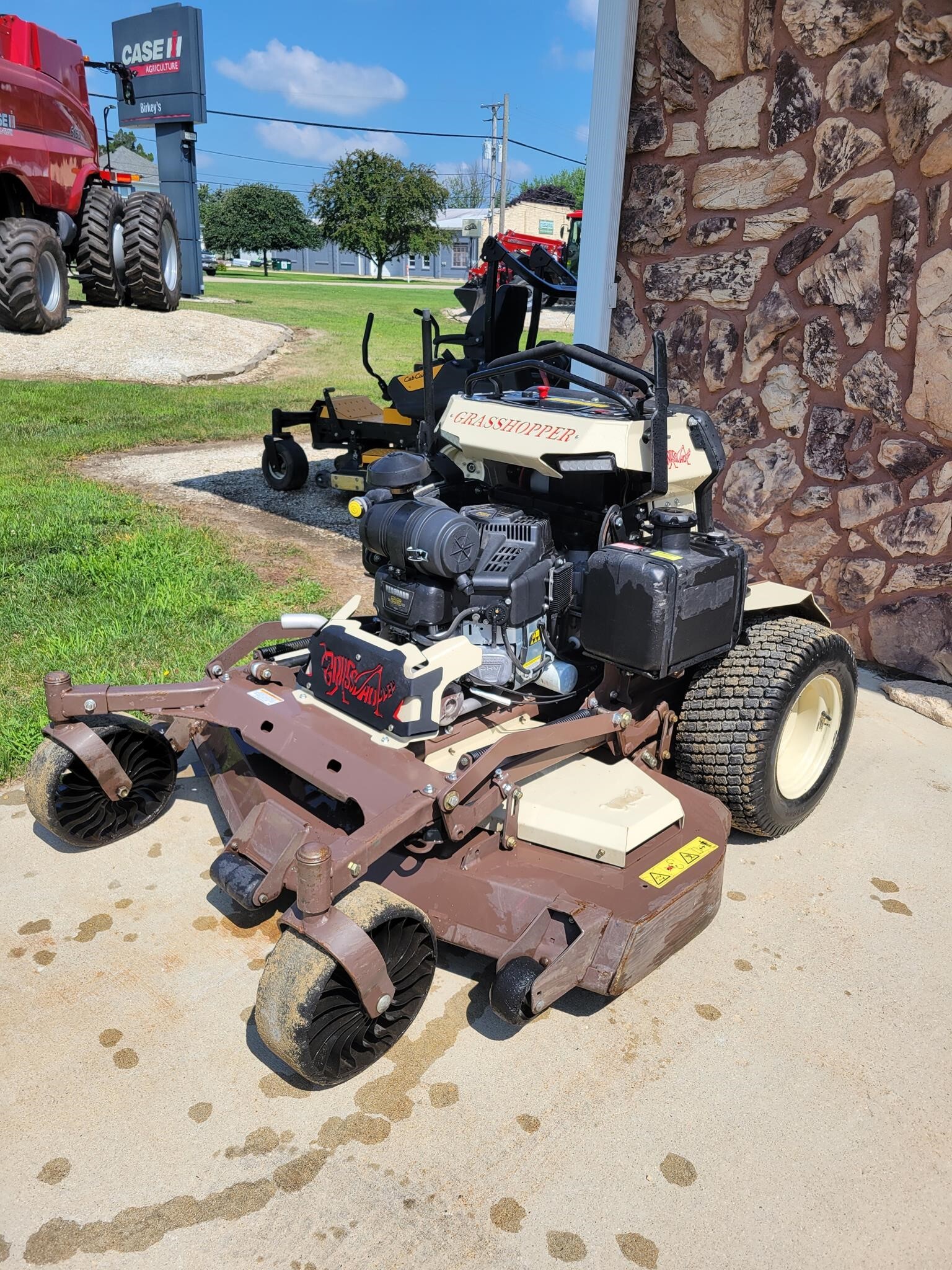 2023 Grasshopper SO26 Lawn Mower