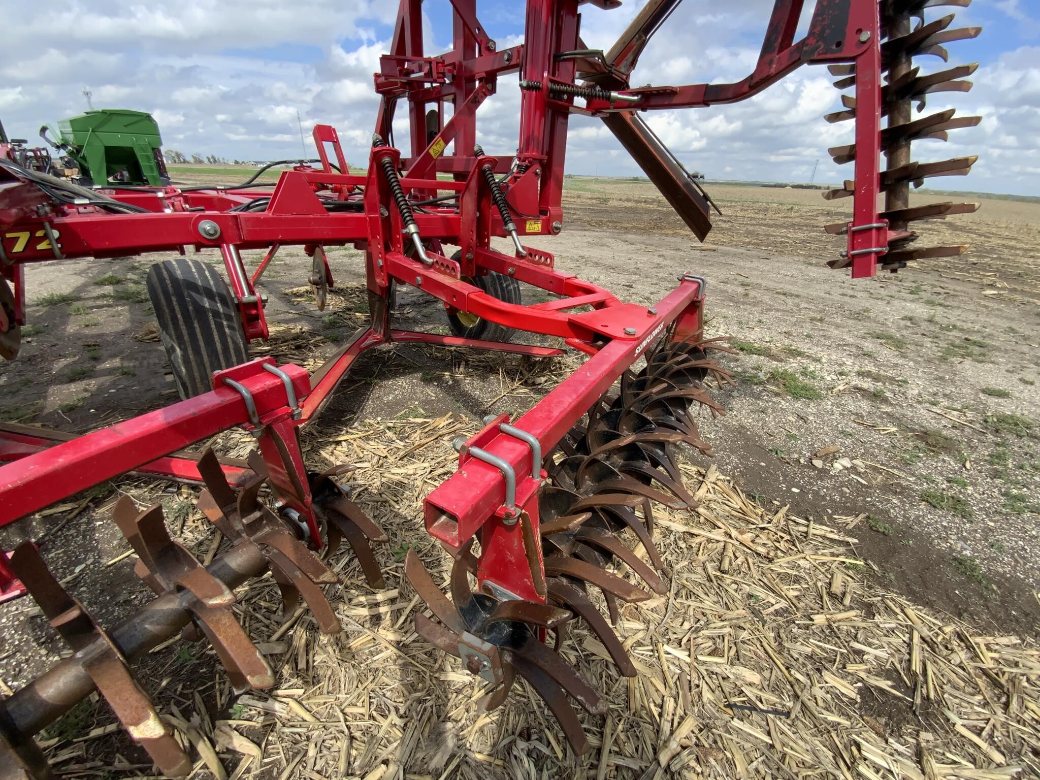 2011 Sunflower 3372-40 Chisel Plow