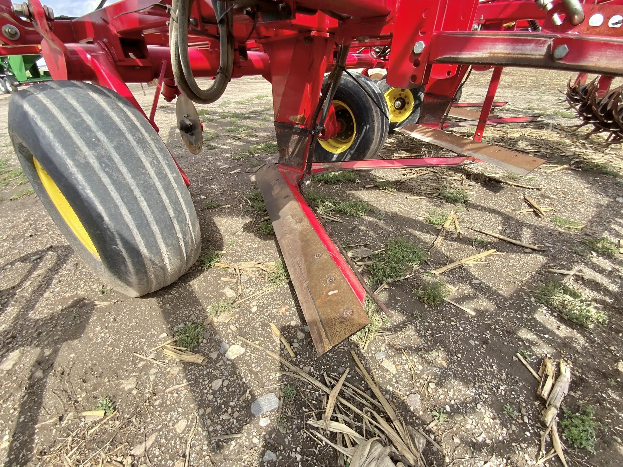 2011 Sunflower 3372-40 Chisel Plow