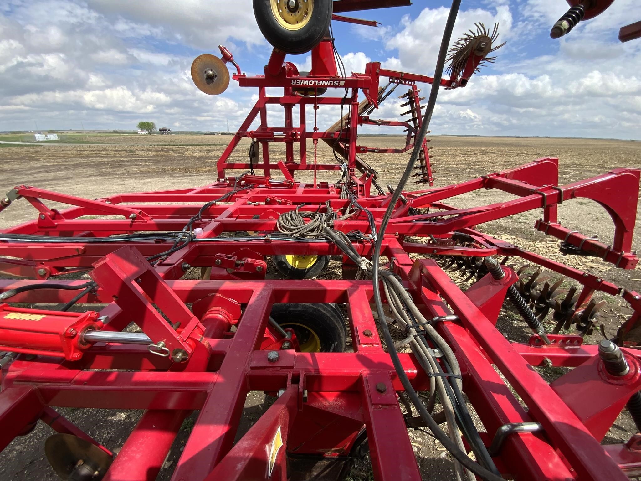 2011 Sunflower 3372-40 Chisel Plow