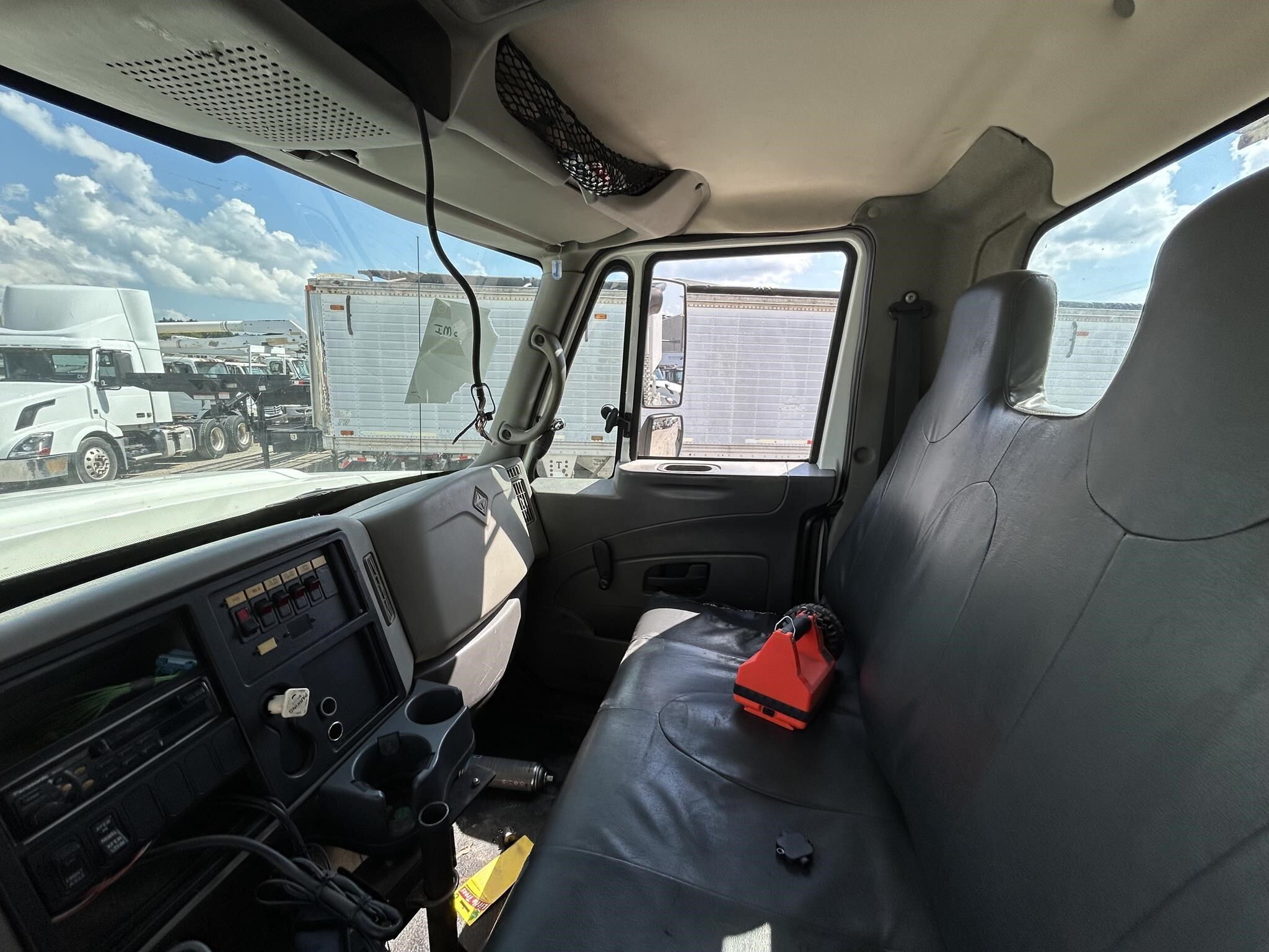 2008 Altec AA755L Crane