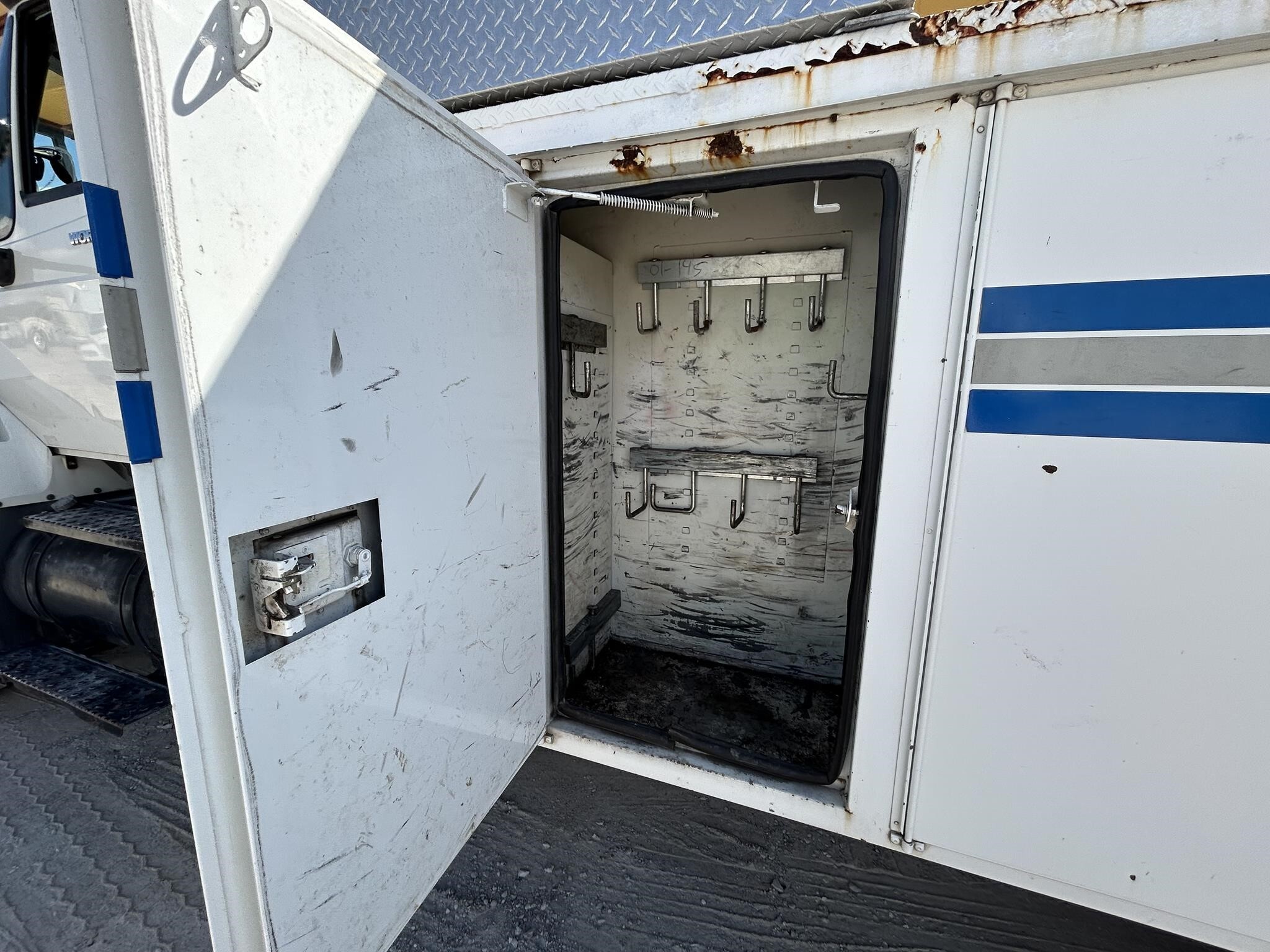 2008 Altec AA755L Crane