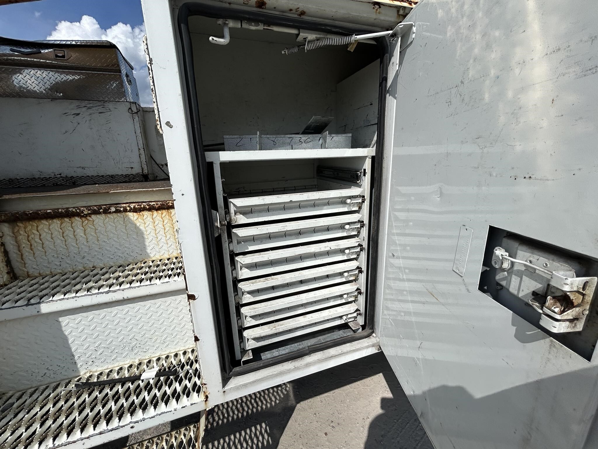 2008 Altec AA755L Crane