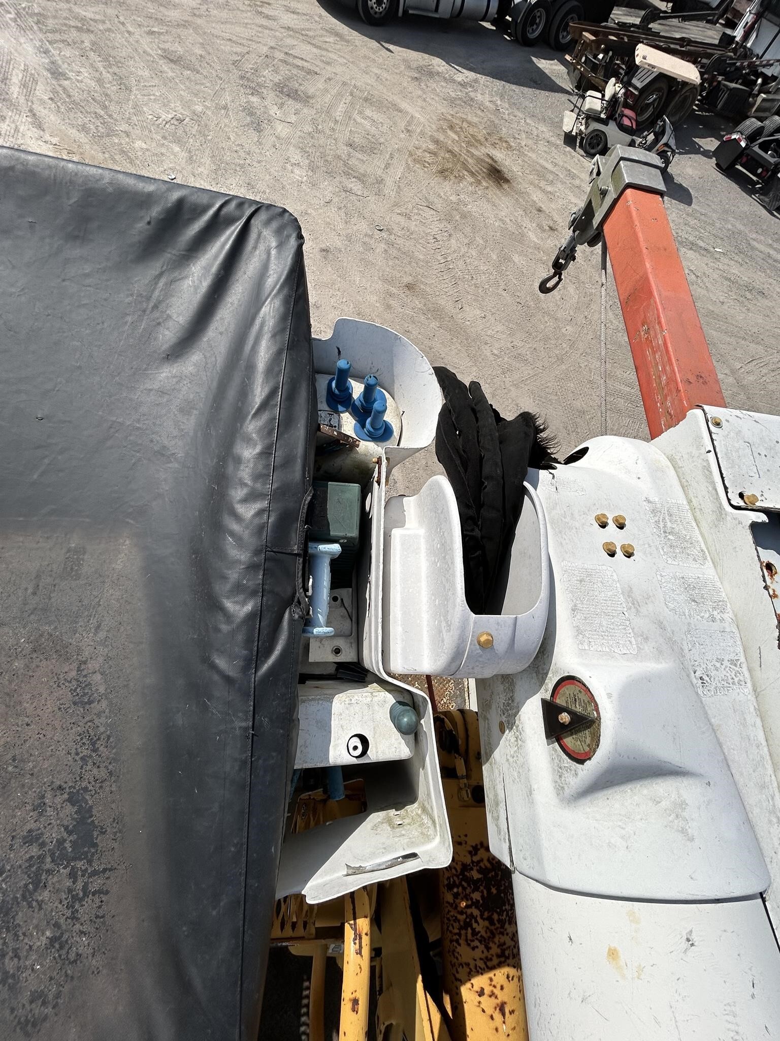 2008 Altec AA755L Crane