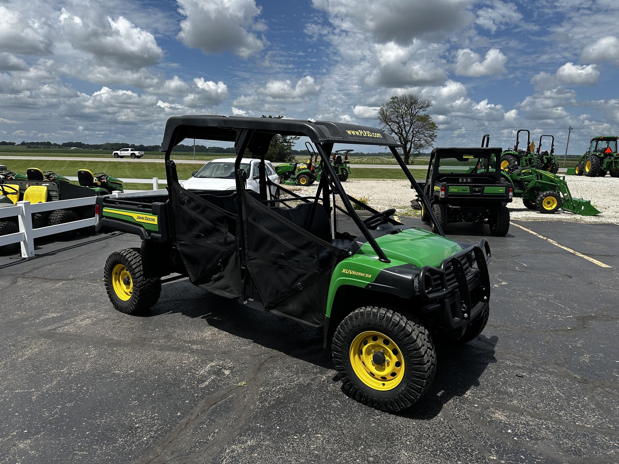 2024 John Deere XUV 825M S4 ATVs and Utility Vehicle
