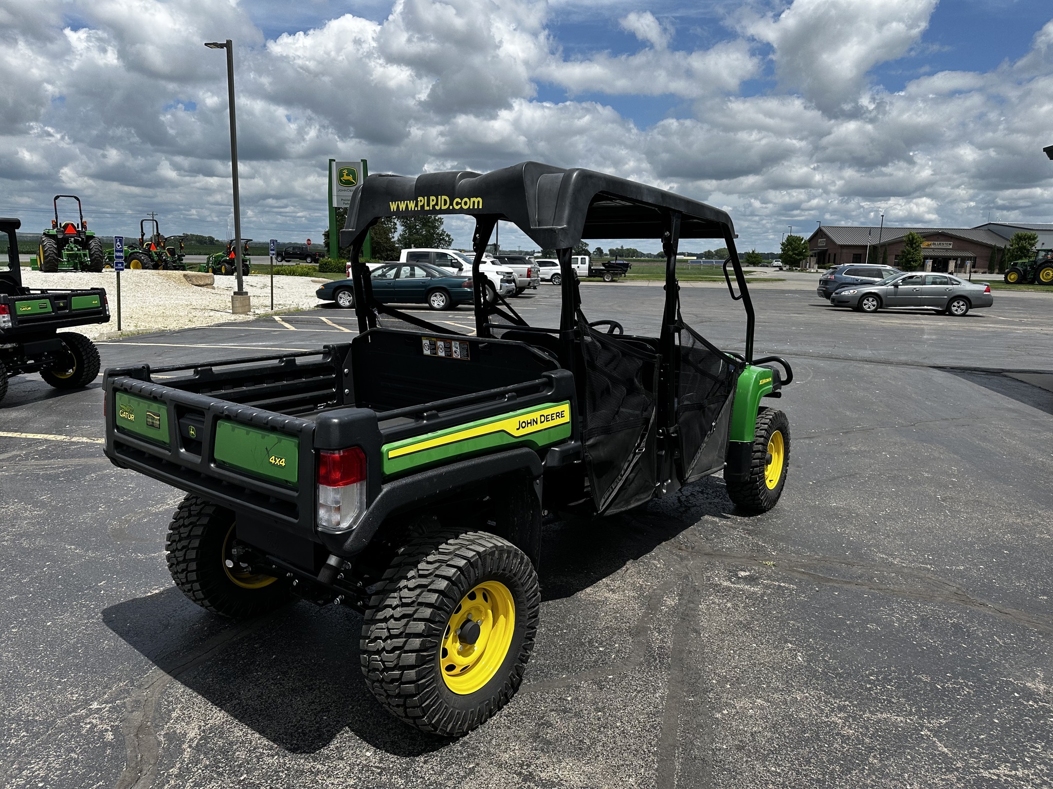 2024 John Deere XUV 825M S4 ATVs and Utility Vehicle