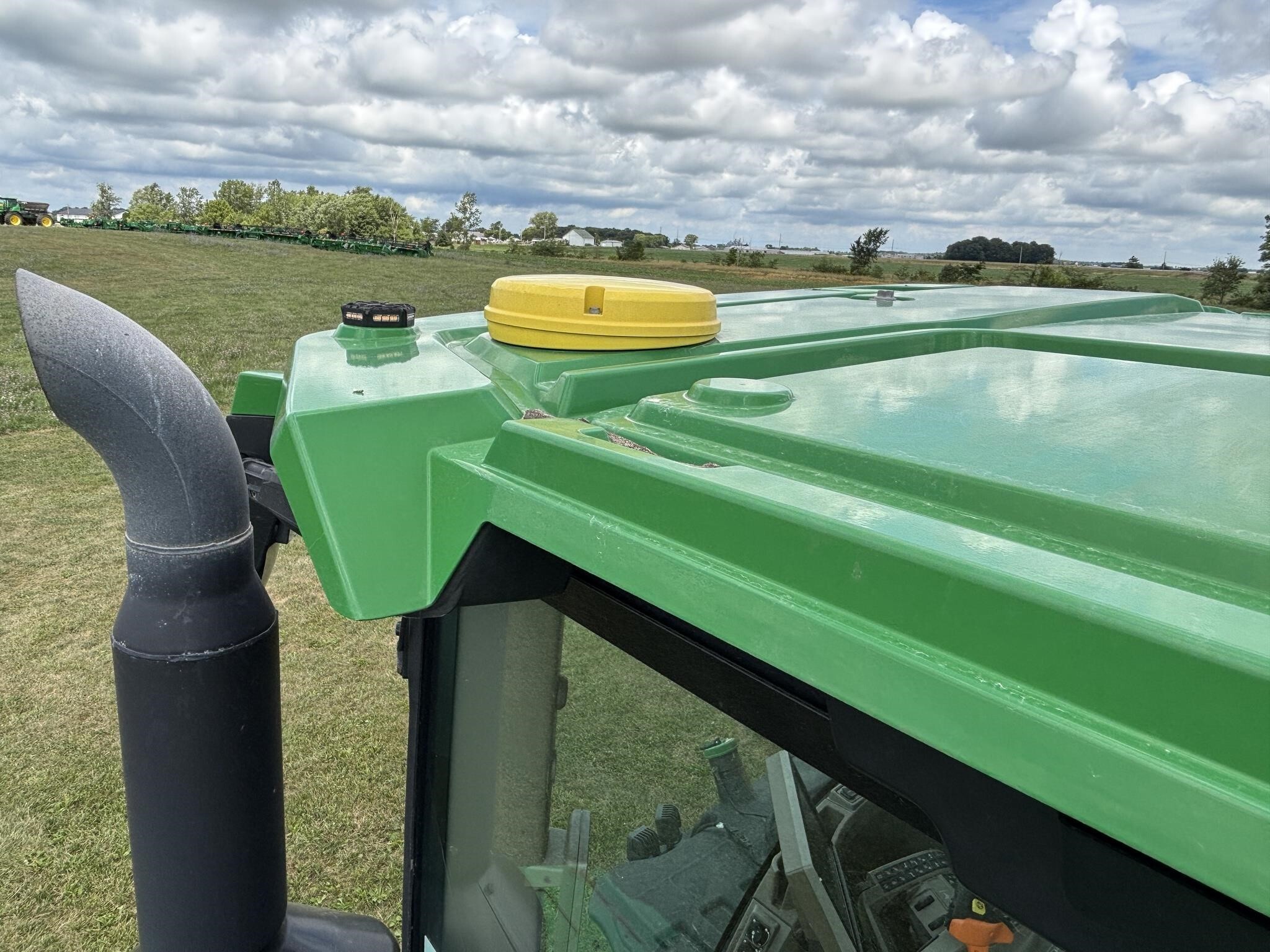 2023 John Deere 600R Loader and Skid Steer Attachment
