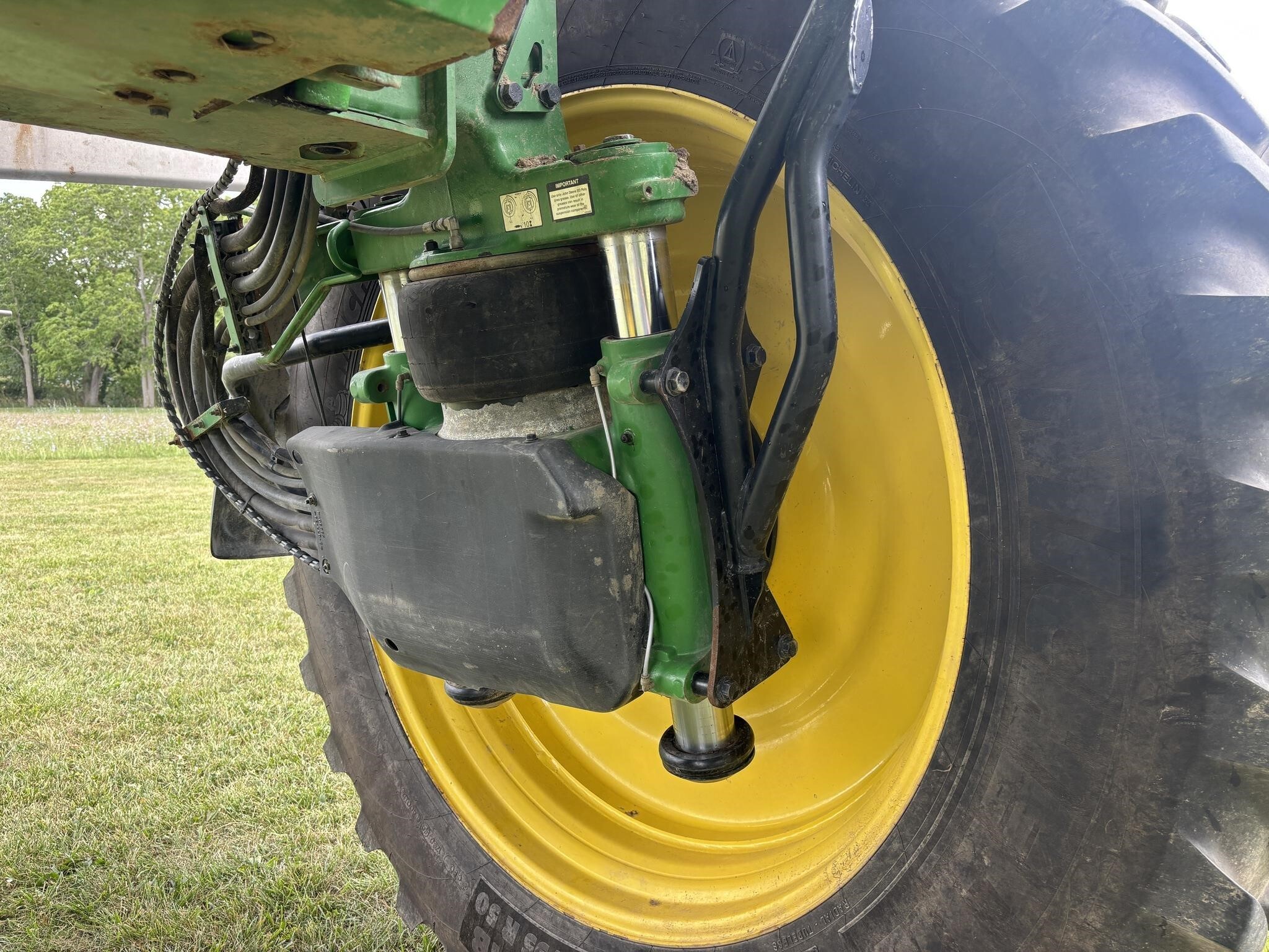 2023 John Deere 600R Loader and Skid Steer Attachment