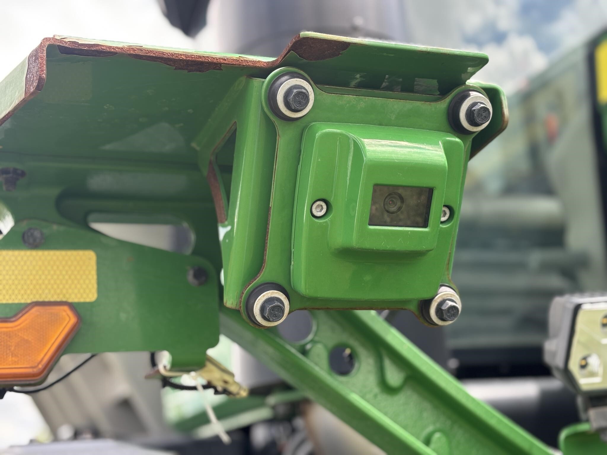 2023 John Deere 600R Loader and Skid Steer Attachment