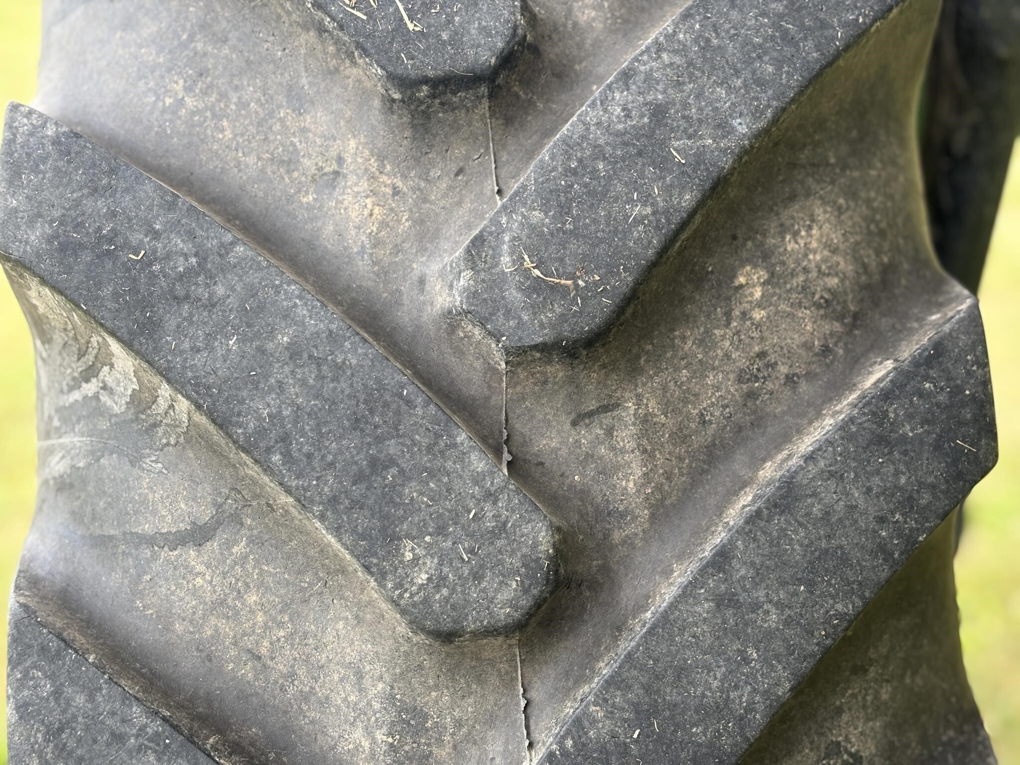 2023 John Deere 600R Loader and Skid Steer Attachment