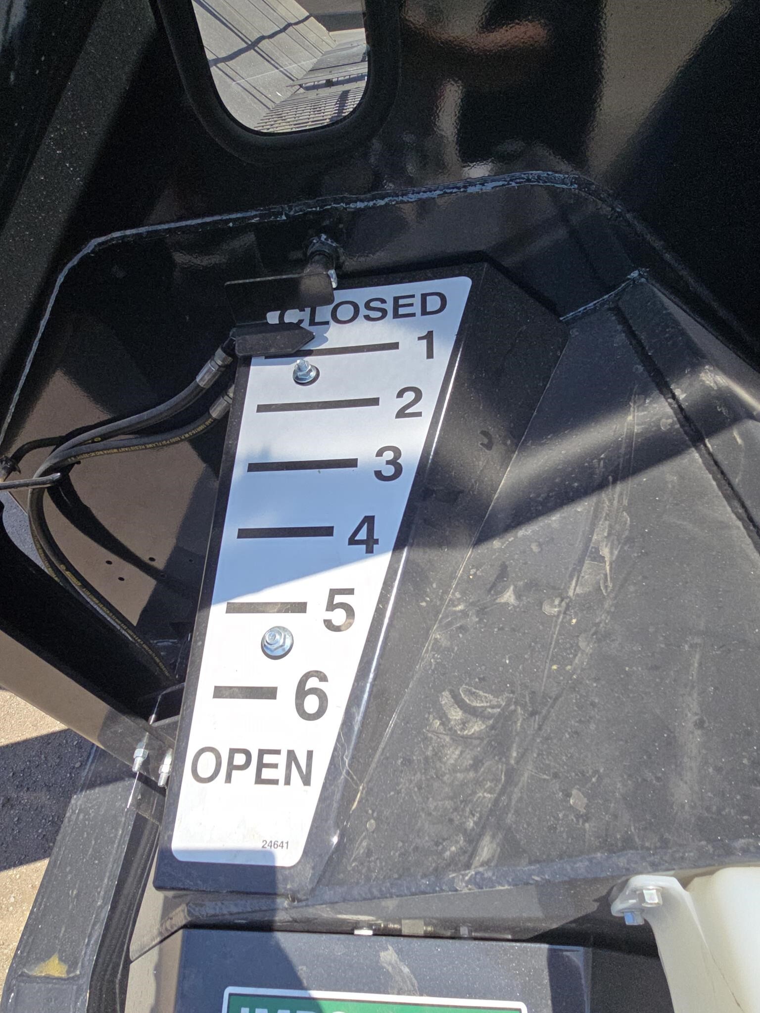 2025 Parker 1150 Grain Cart