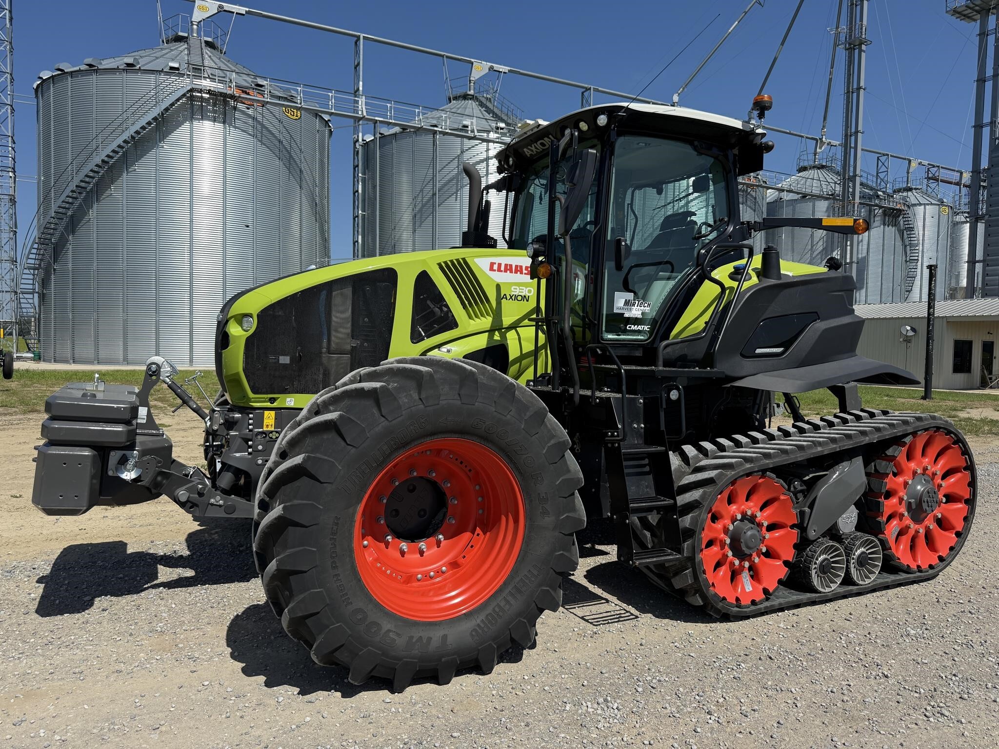 2024 Claas AXION 930TT Tractor