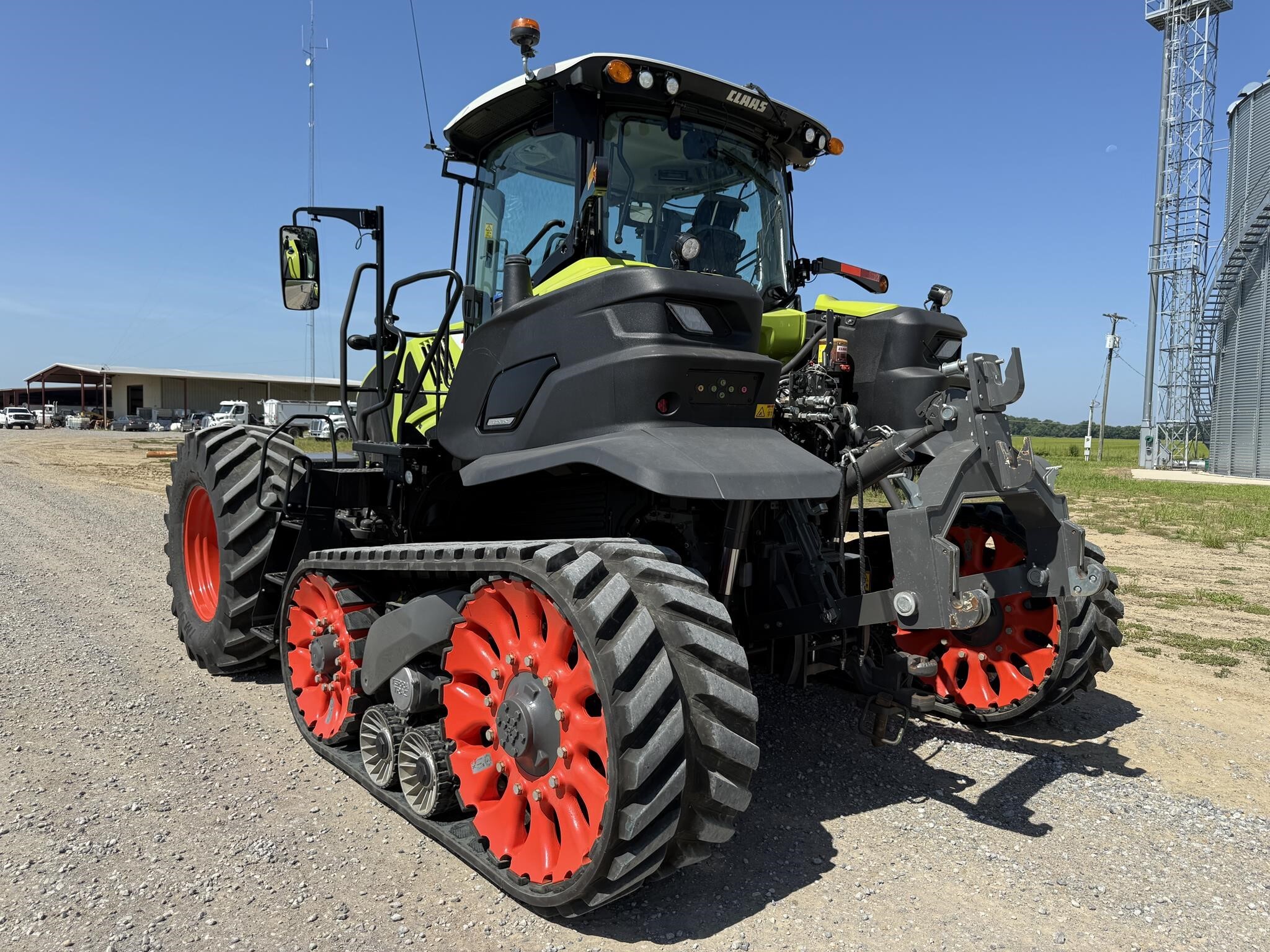 2024 Claas AXION 930TT Tractor