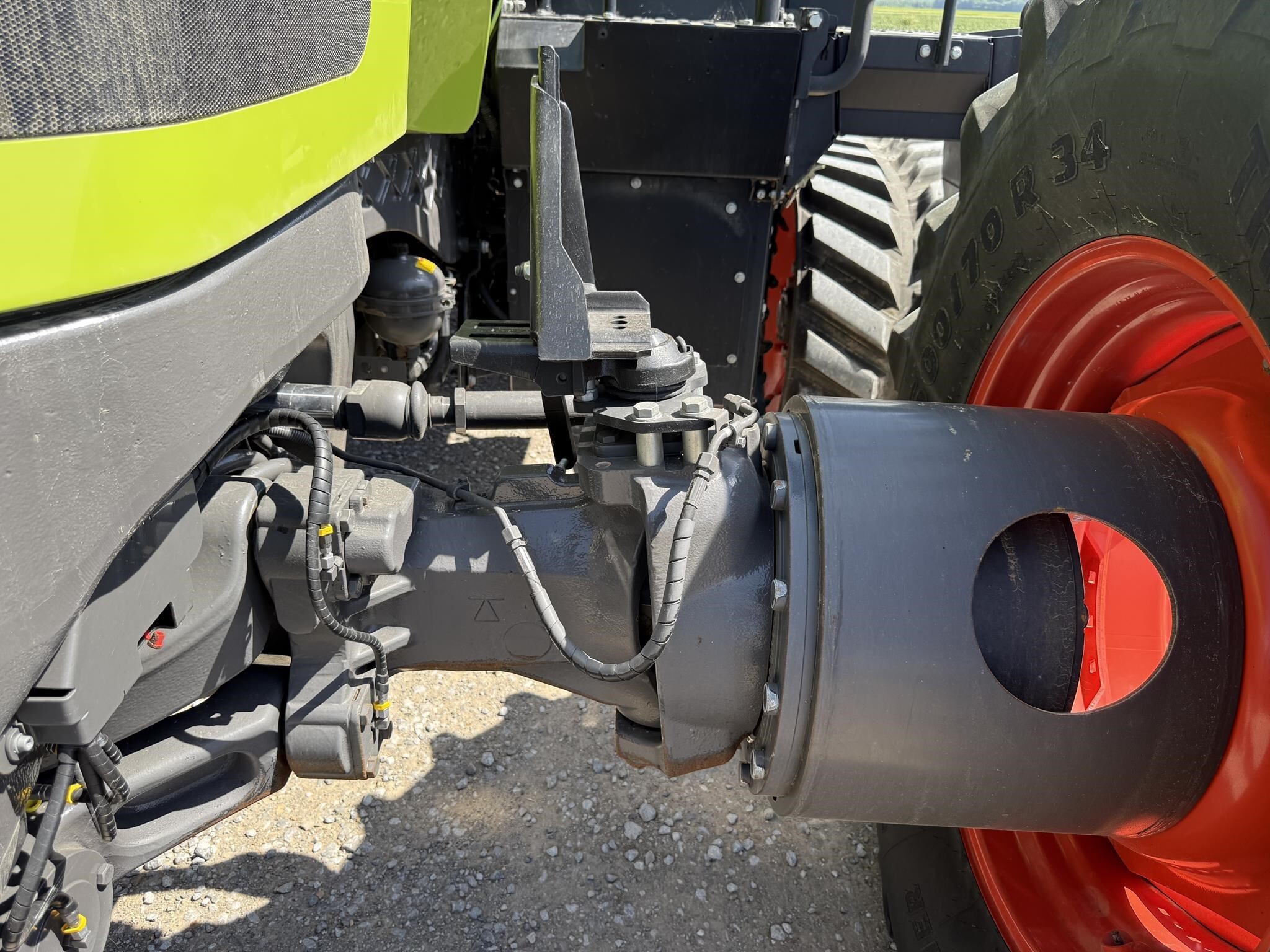 2024 Claas AXION 930TT Tractor