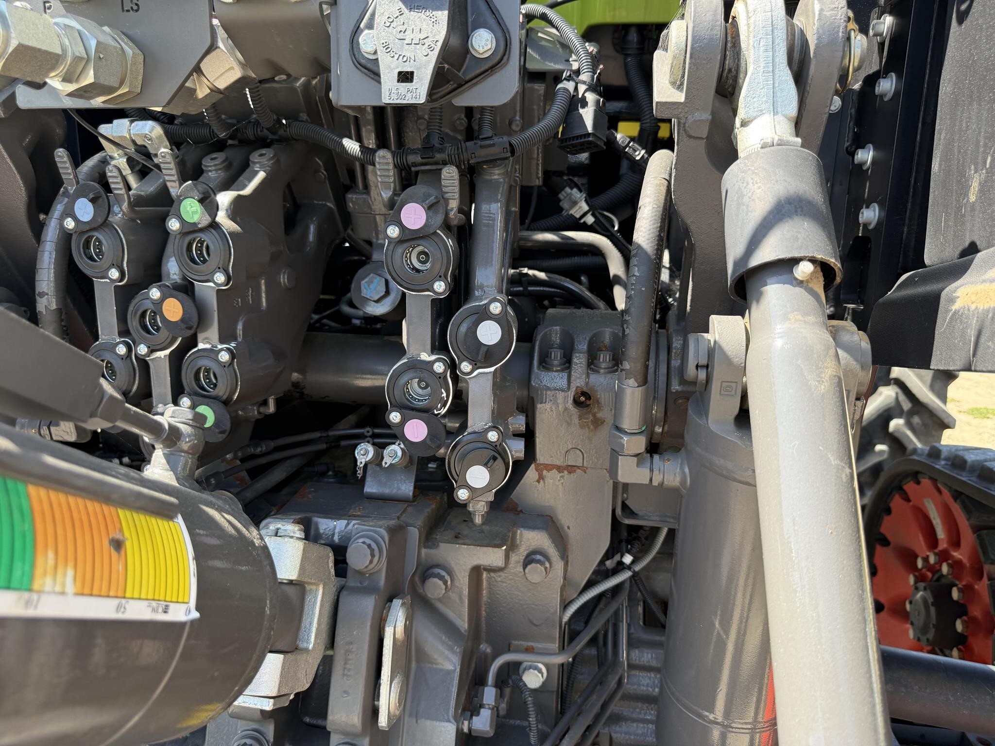 2024 Claas AXION 930TT Tractor