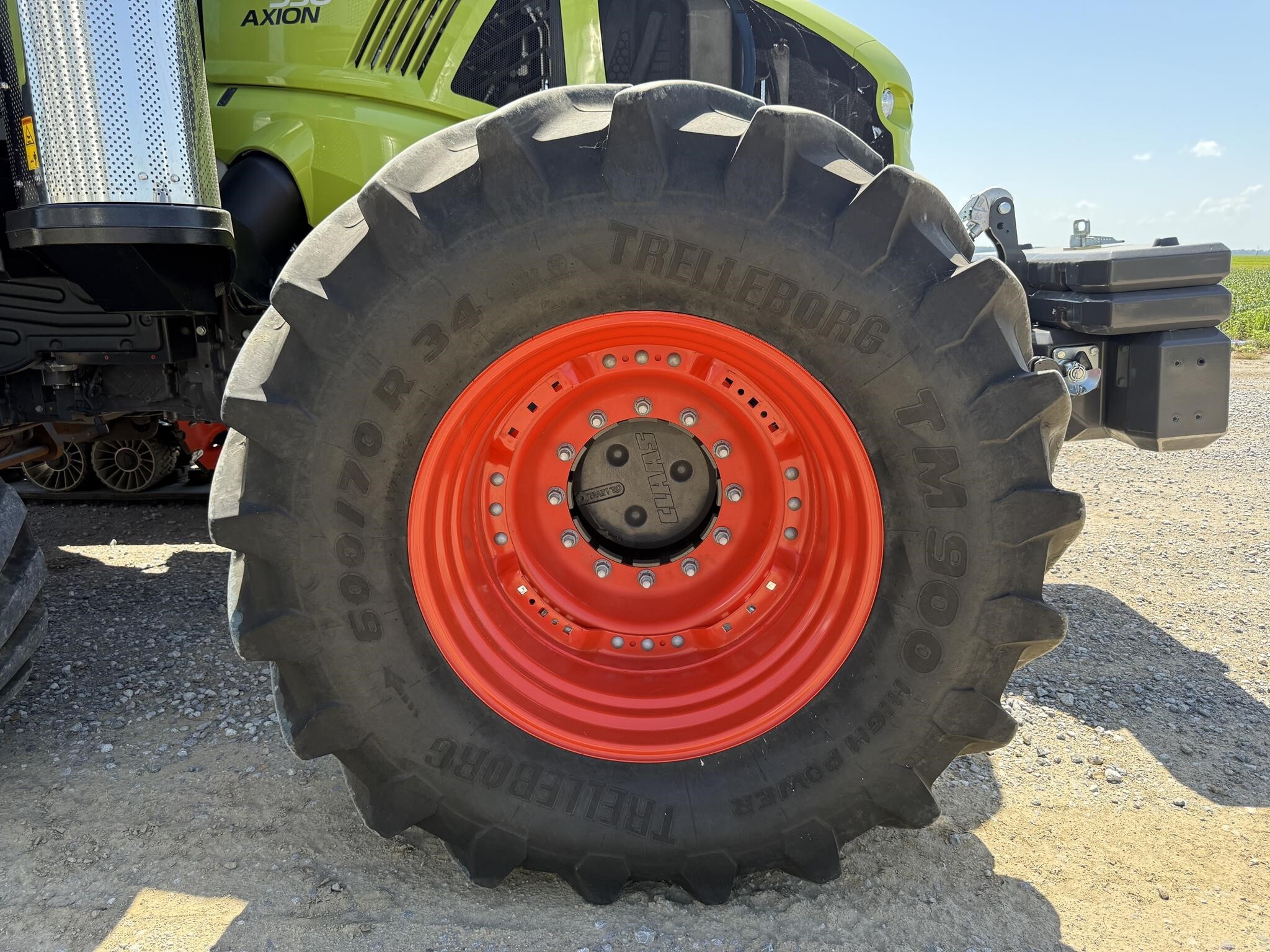 2024 Claas AXION 930TT Tractor