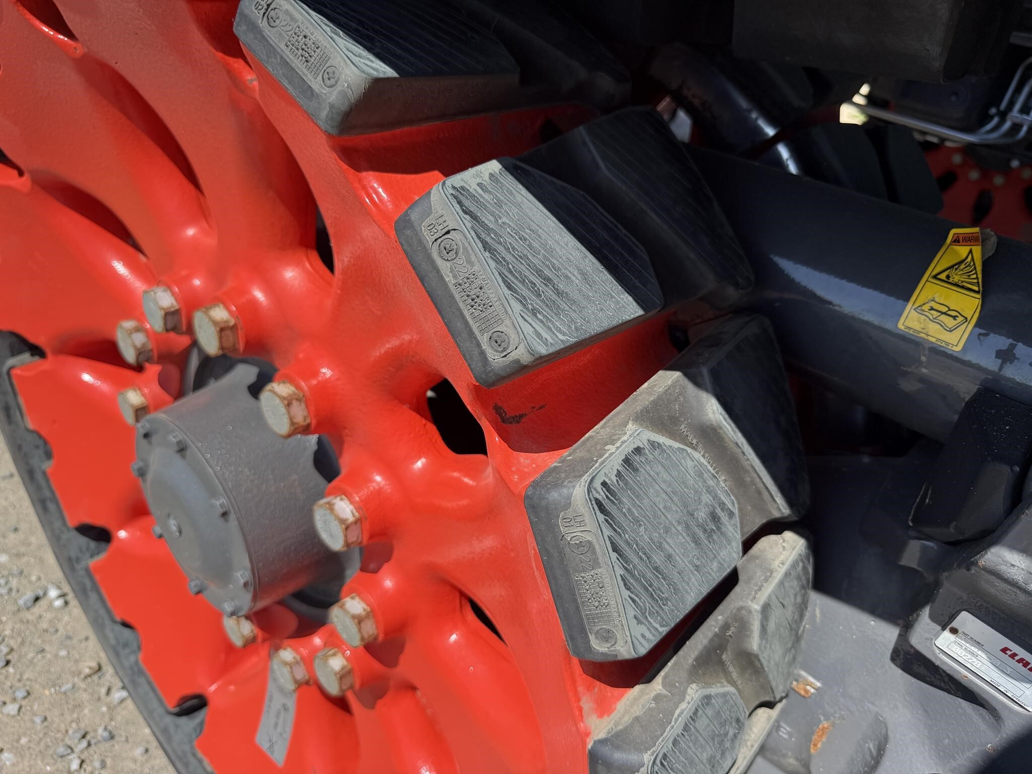 2024 Claas AXION 930TT Tractor