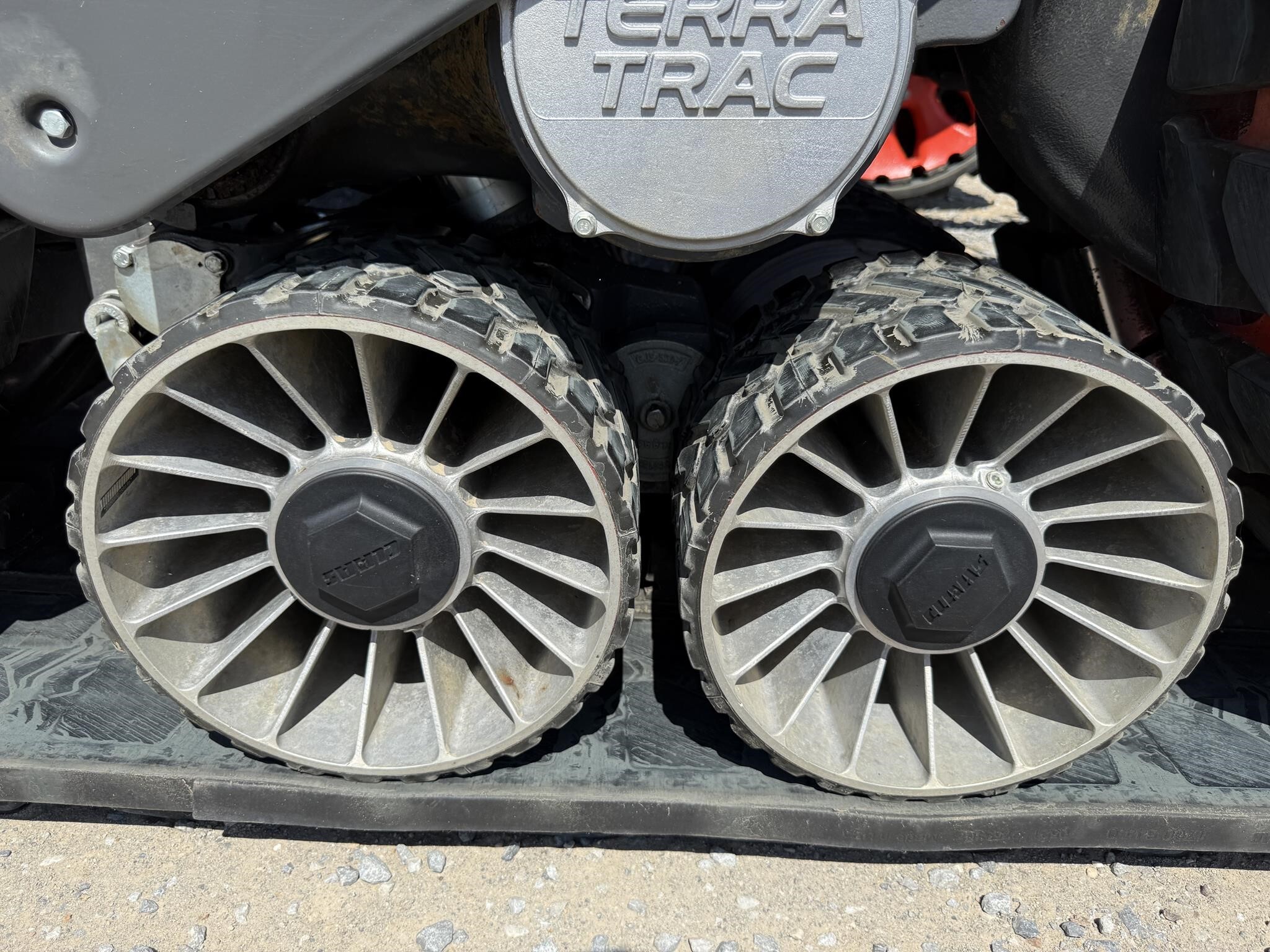 2024 Claas AXION 930TT Tractor