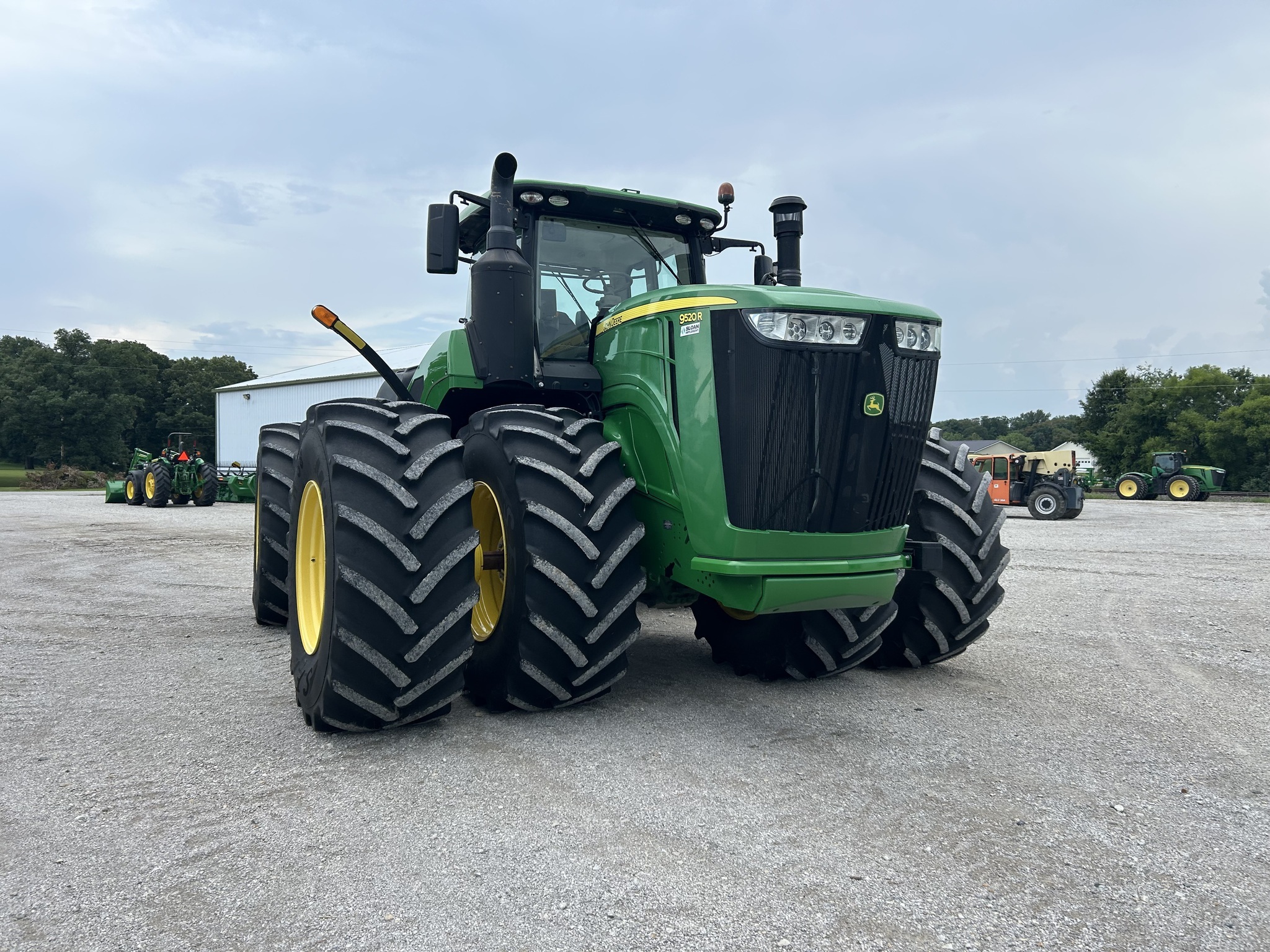 2020 John Deere 9520R Tractor