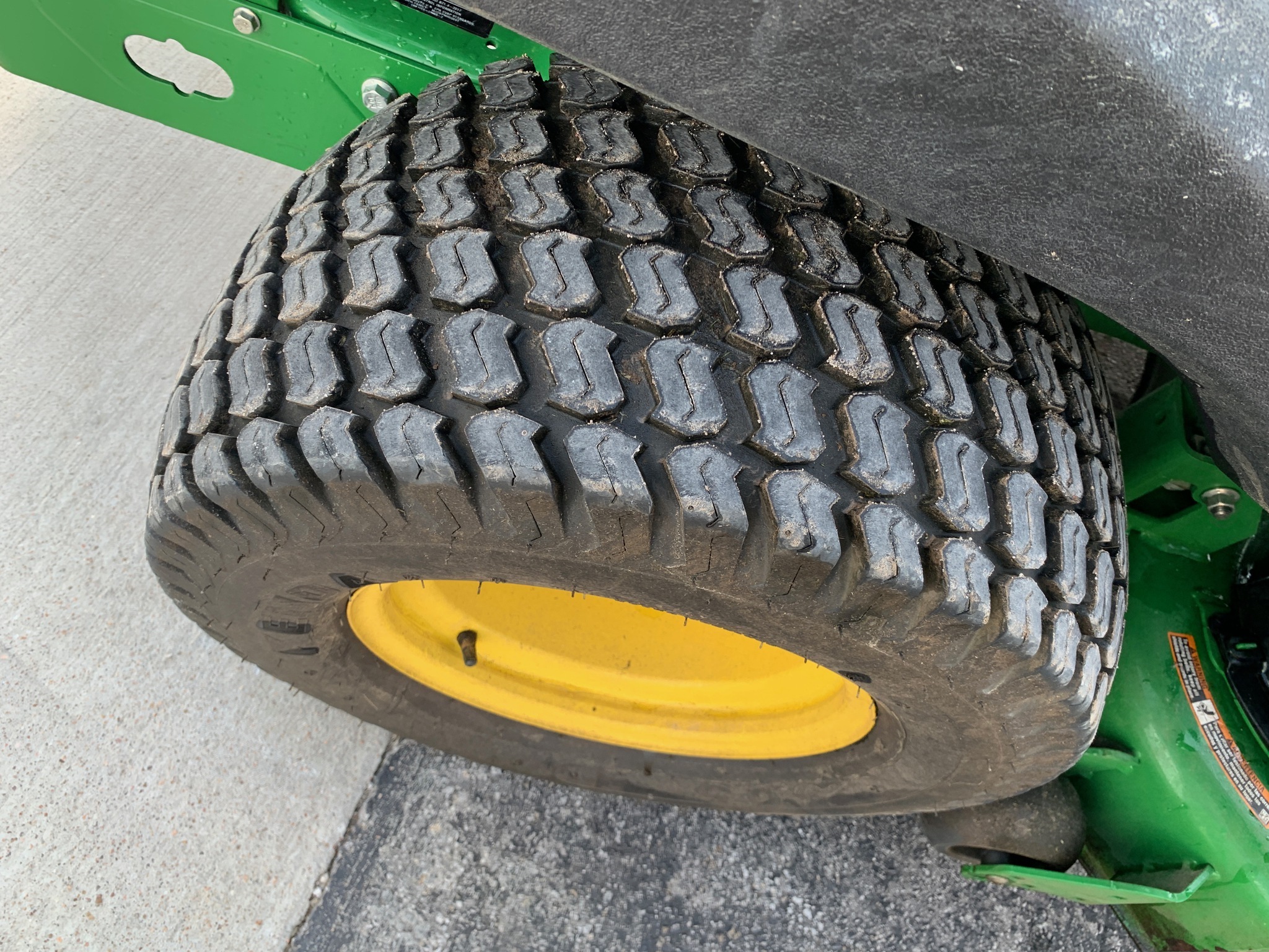 2021 John Deere Z930R Lawn Mower