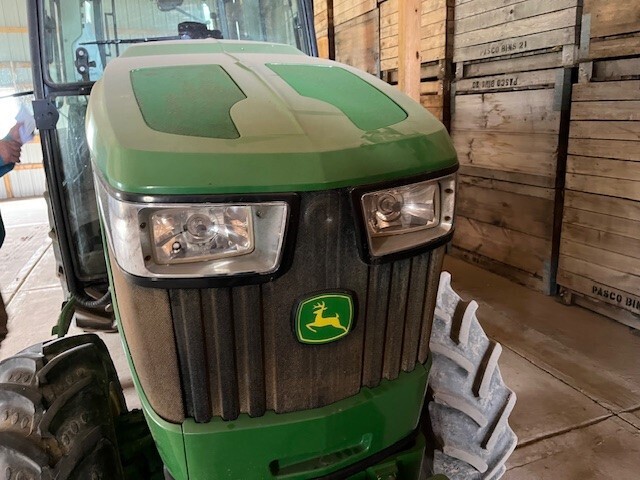 2017 John Deere 5100GN Tractor