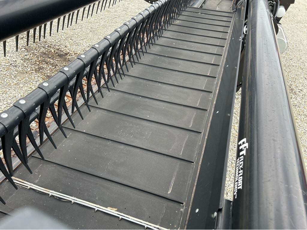 2018 MacDon FD140 Platform