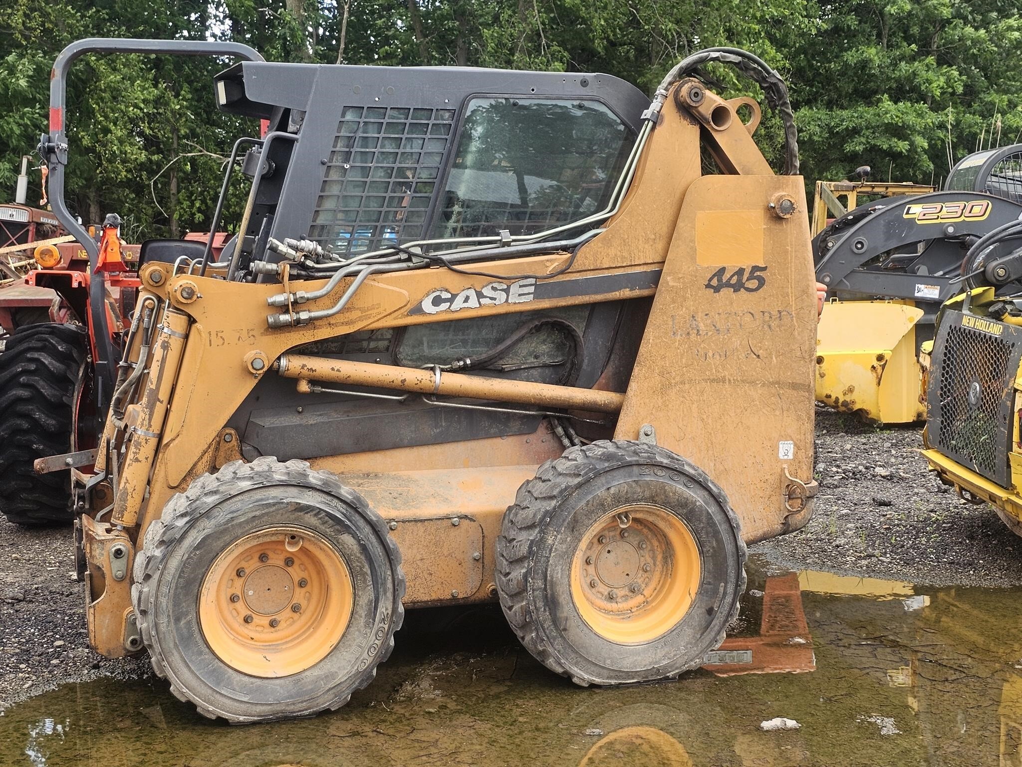  Case 445 Skid Steer