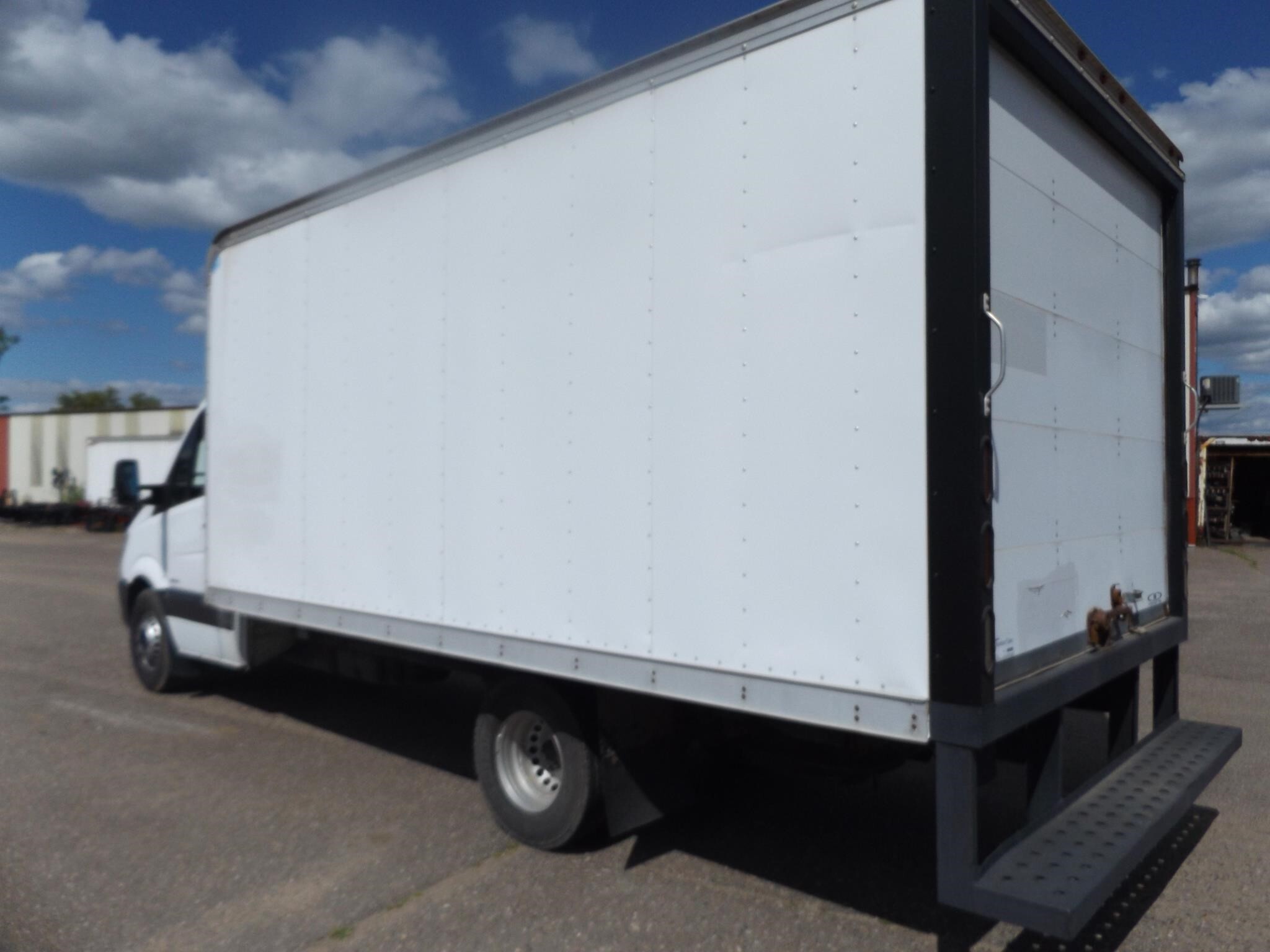 2015 Freightliner Sprinter 3500 Box Trucks/Trailer