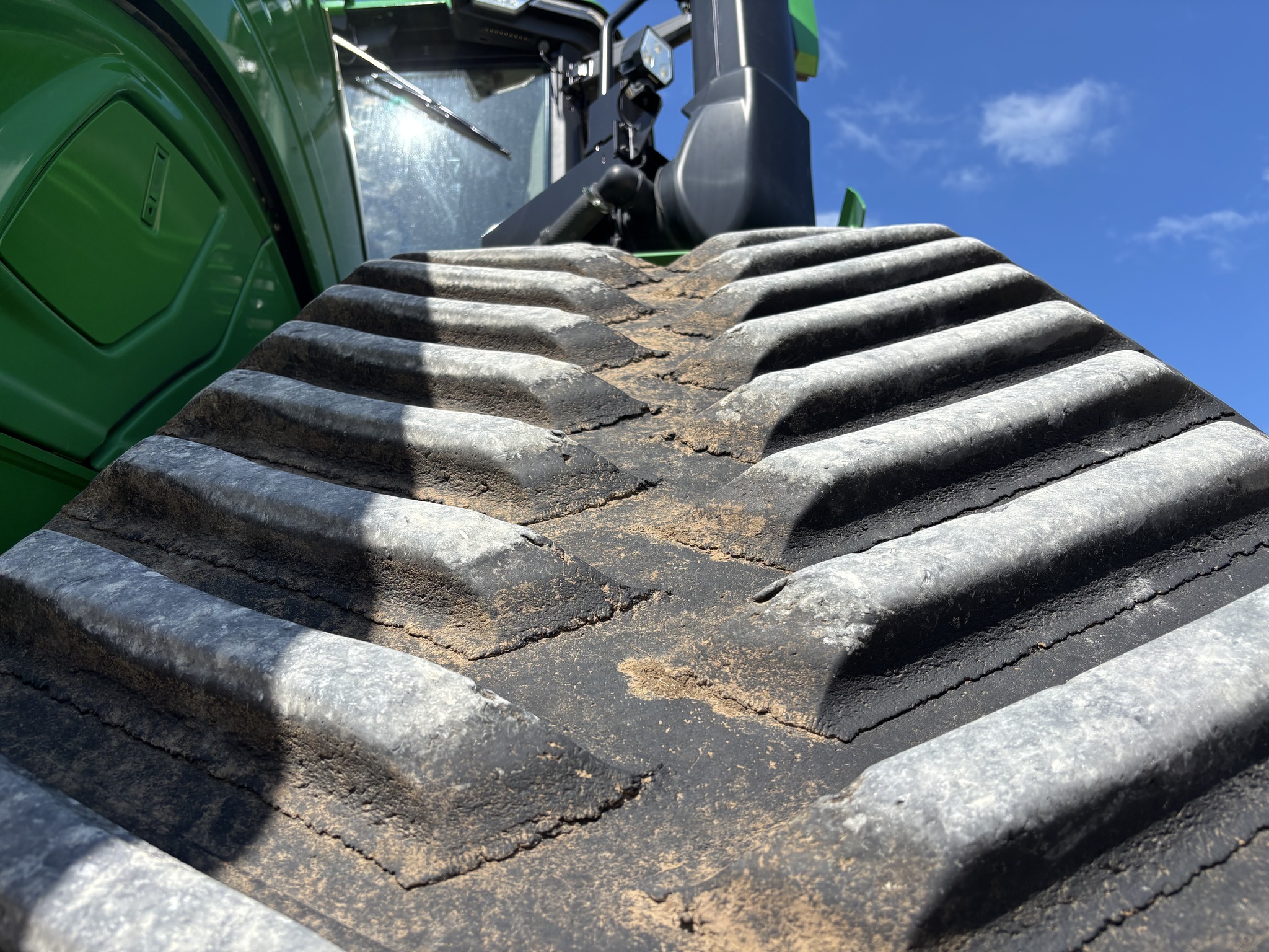 2022 John Deere 9RX 590 Tractor