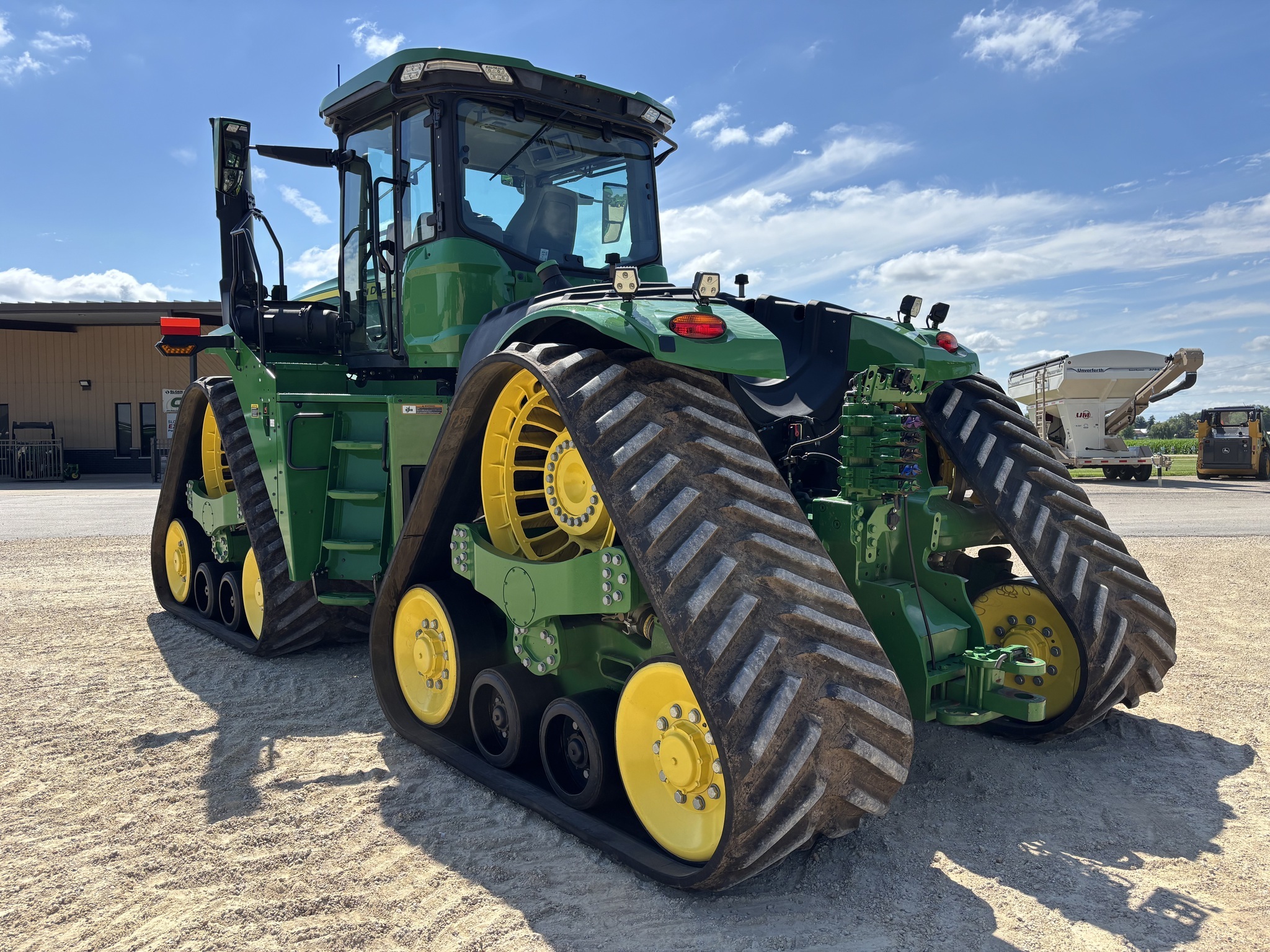 2022 John Deere 9RX 590 Tractor