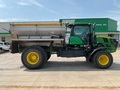 2022 John Deere 800R Self-Propelled Fertilizer Spreader