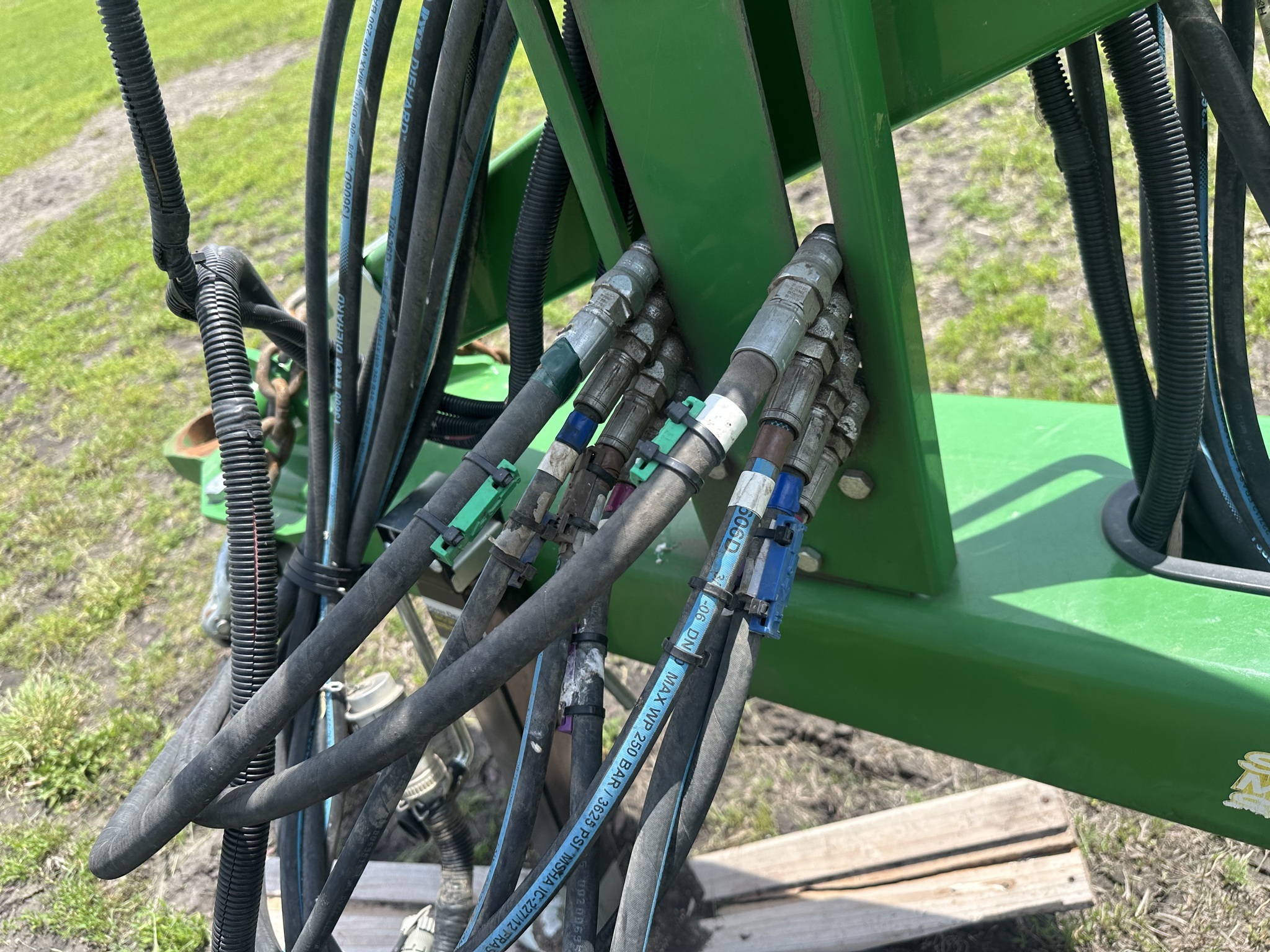 2021 John Deere 2730 In-Line Ripper