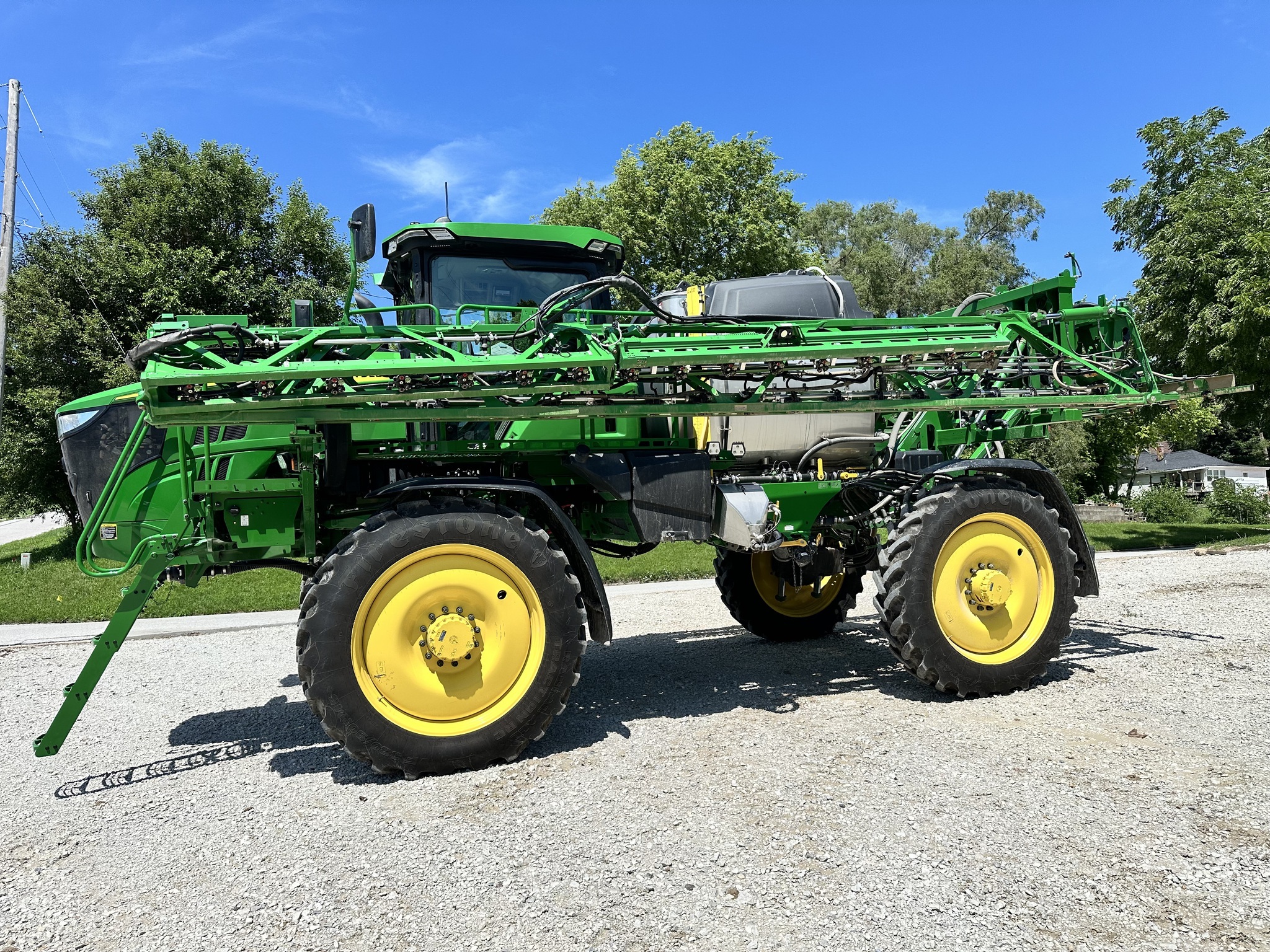 2025 John Deere 412R Self-Propelled Sprayer