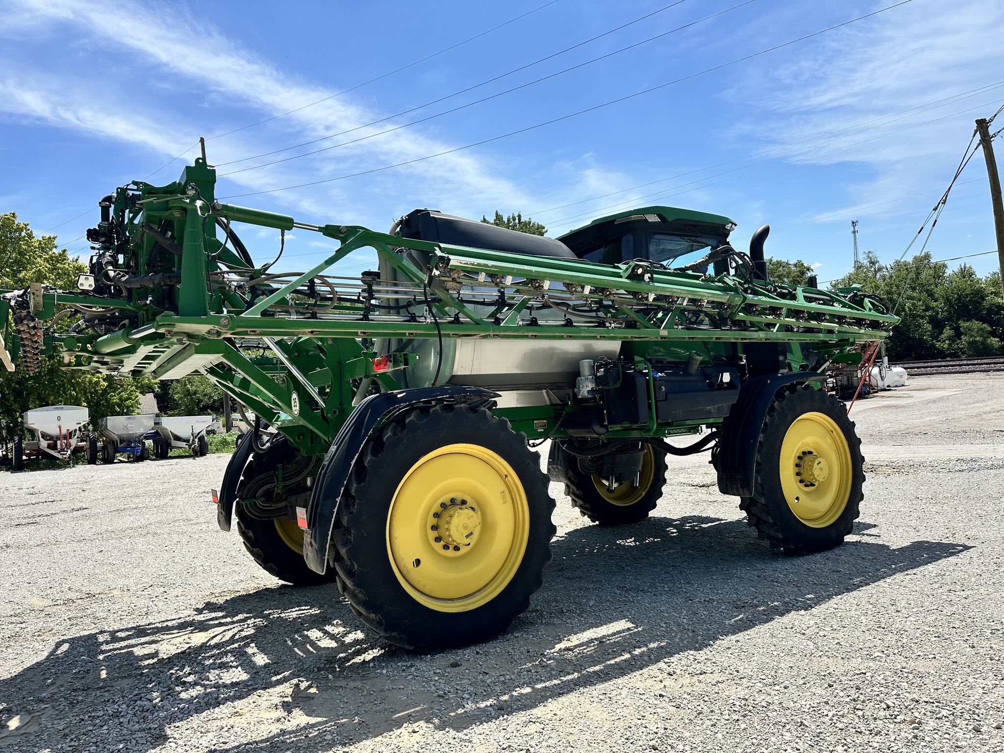 2025 John Deere 412R Self-Propelled Sprayer