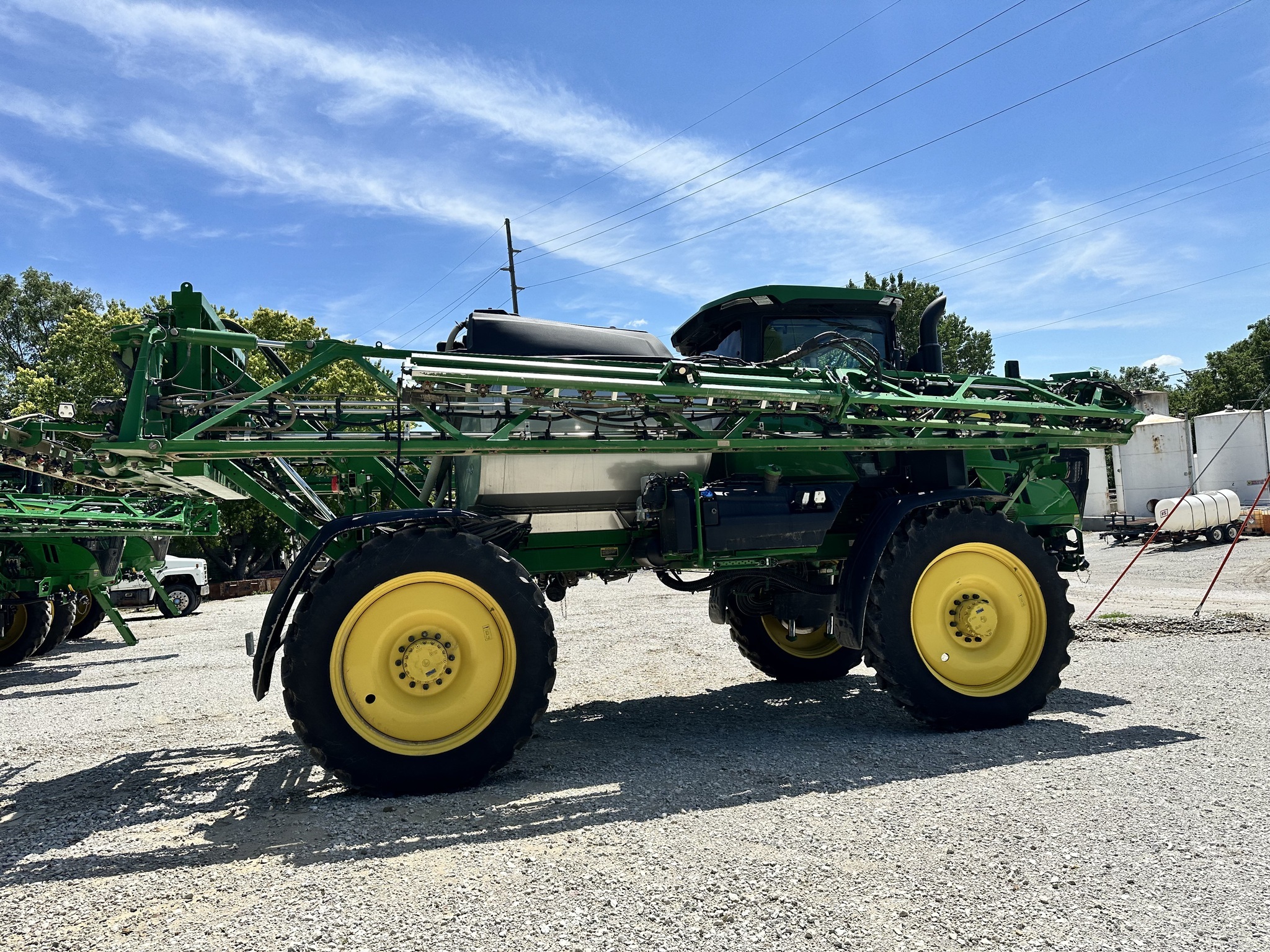 2025 John Deere 412R Self-Propelled Sprayer