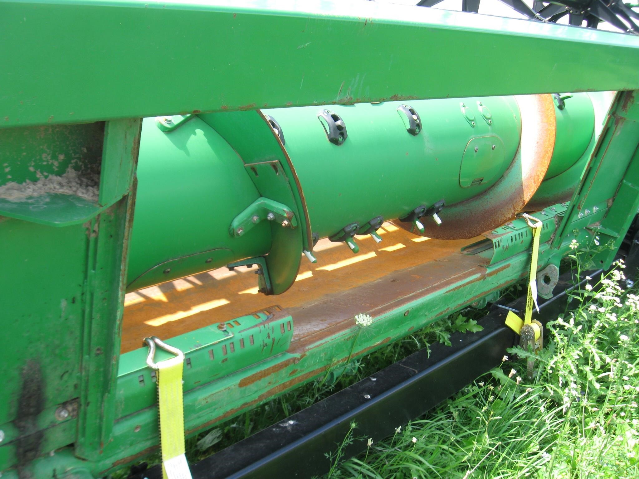 2014 John Deere 625F Platform