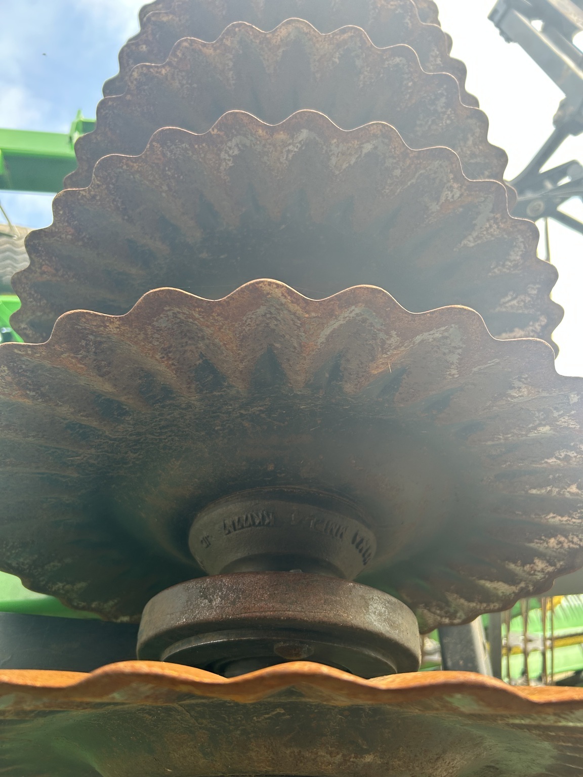 2022 John Deere 2660 Vertical Tillage