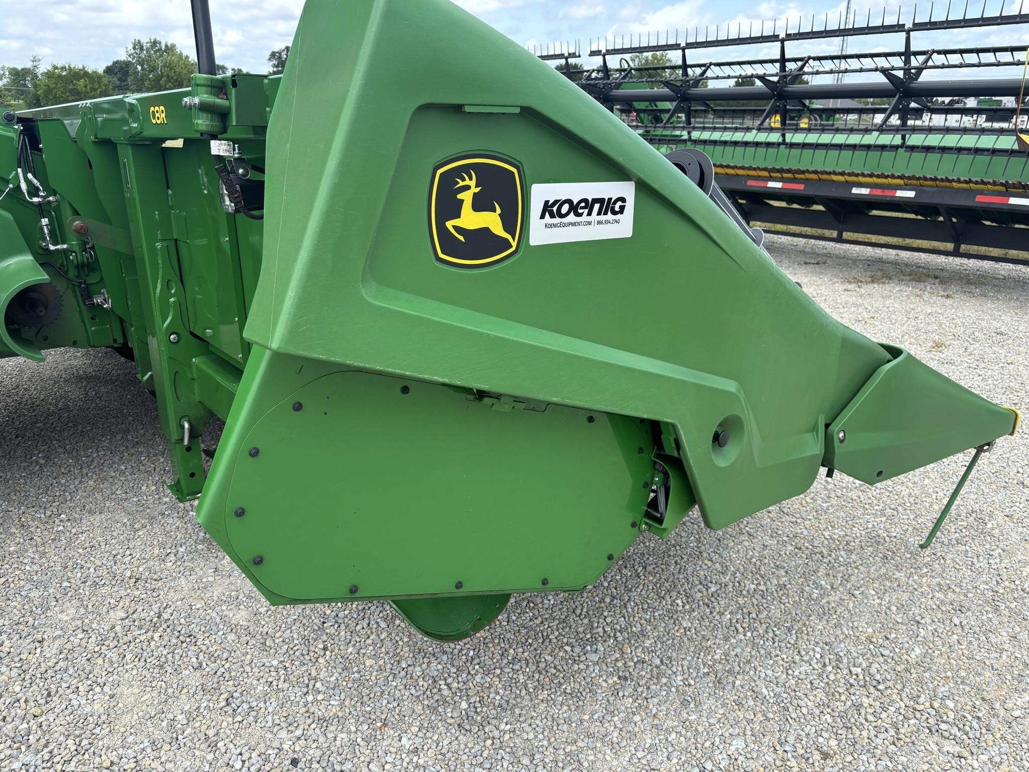 2022 John Deere C8R Corn Head