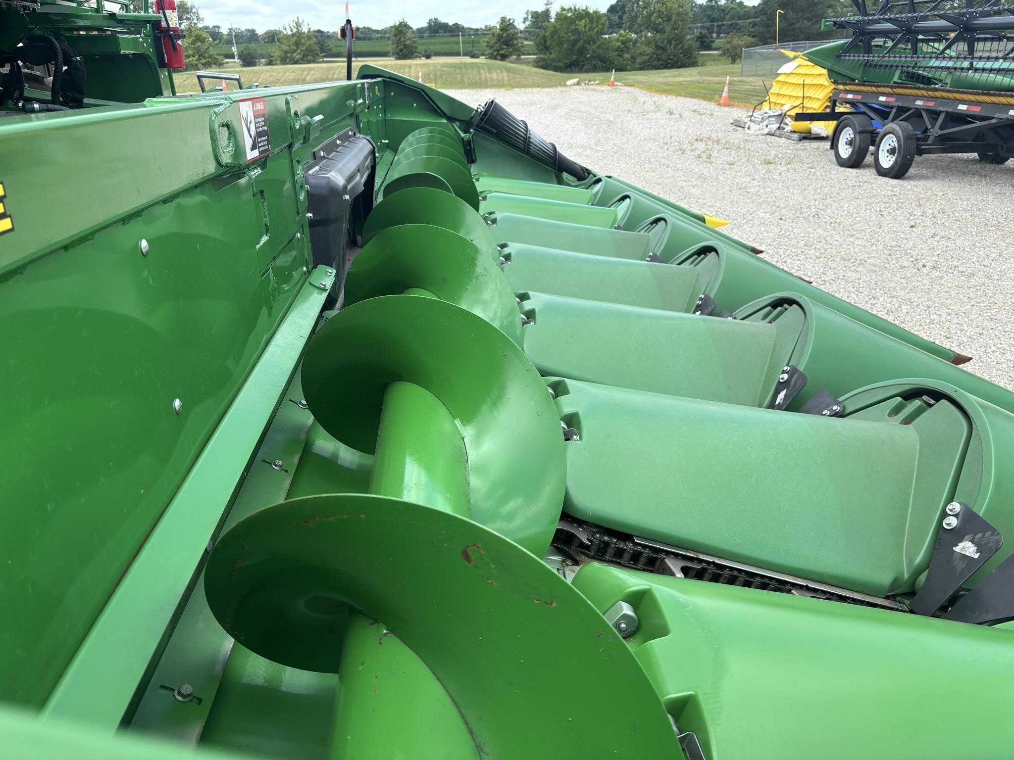 2022 John Deere C8R Corn Head
