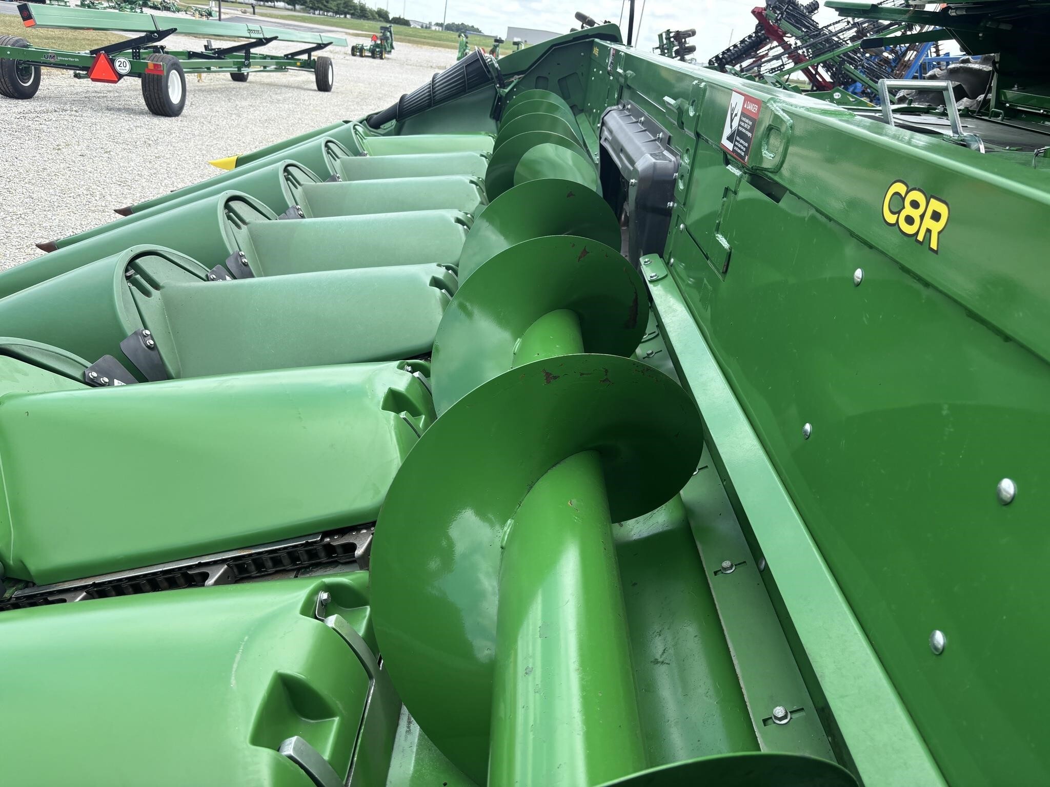 2022 John Deere C8R Corn Head