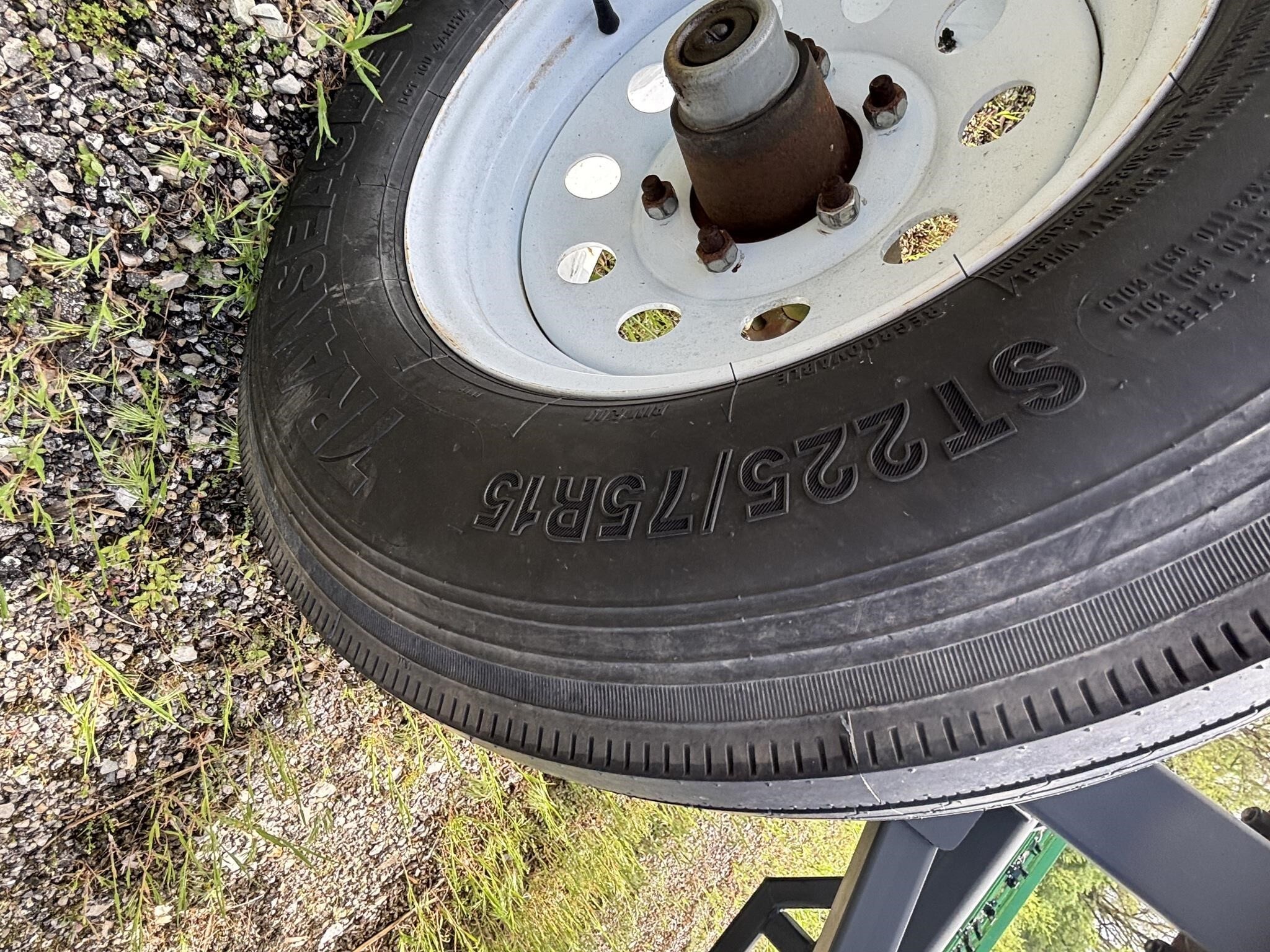 2013 Maurer 42 Header Trailer