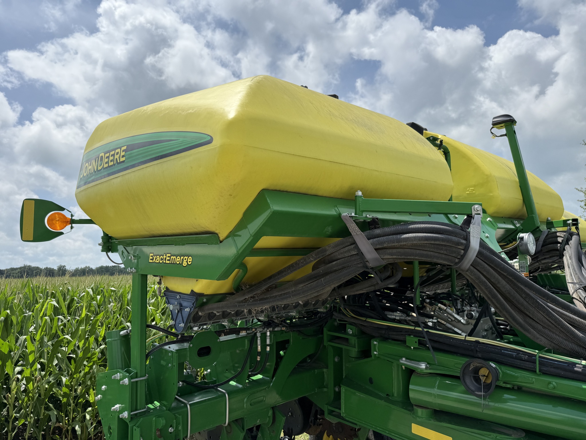 2018 John Deere 1775NT Planter