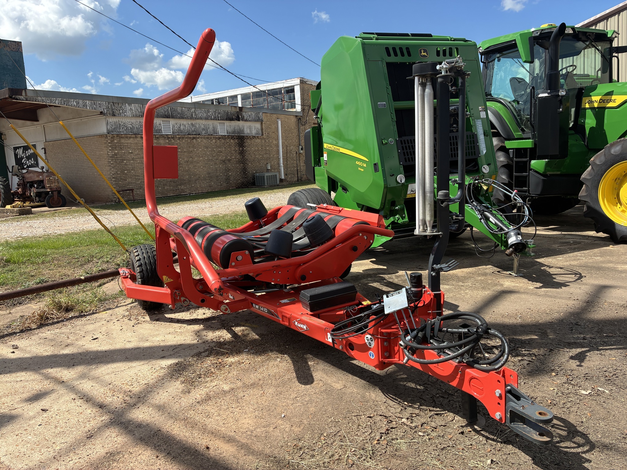 2020 Kuhn RW1410 Bale Wrapper