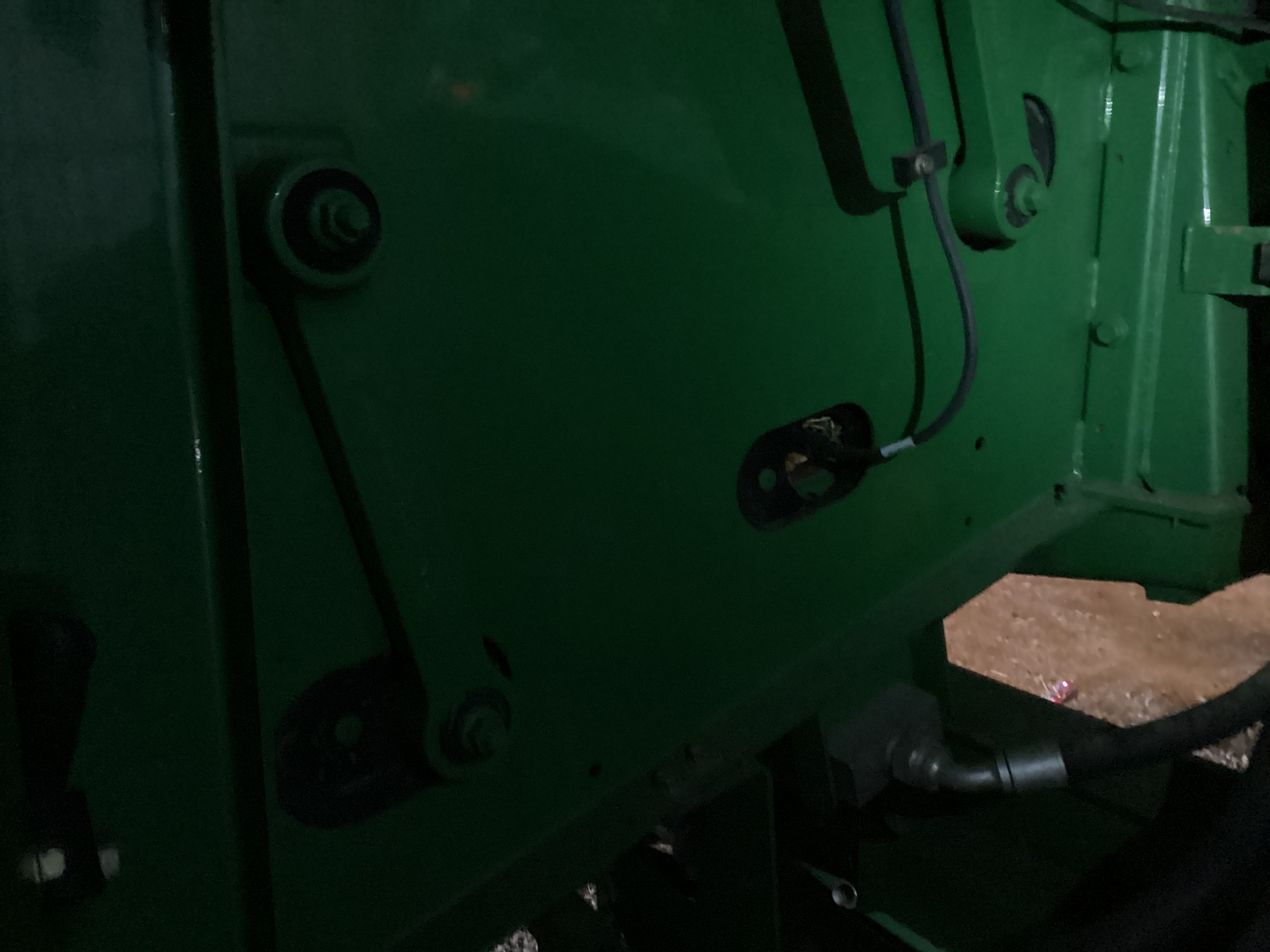 2012 John Deere S690 Combine