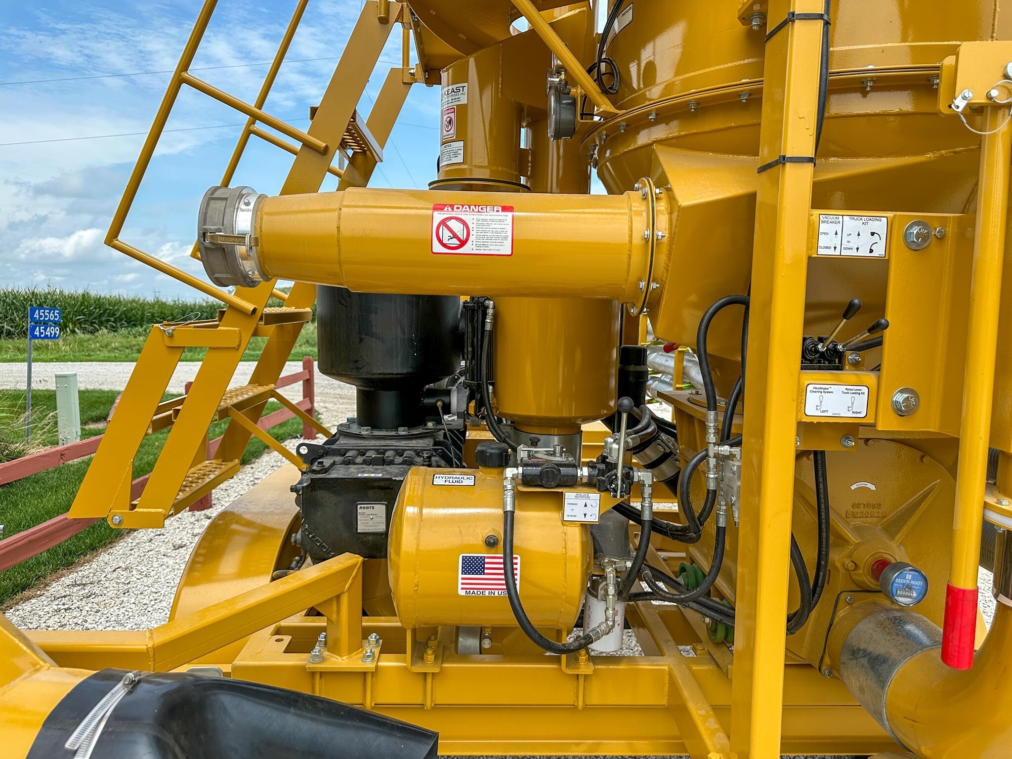 2026 VAC BOSS 6068D Grain Vac