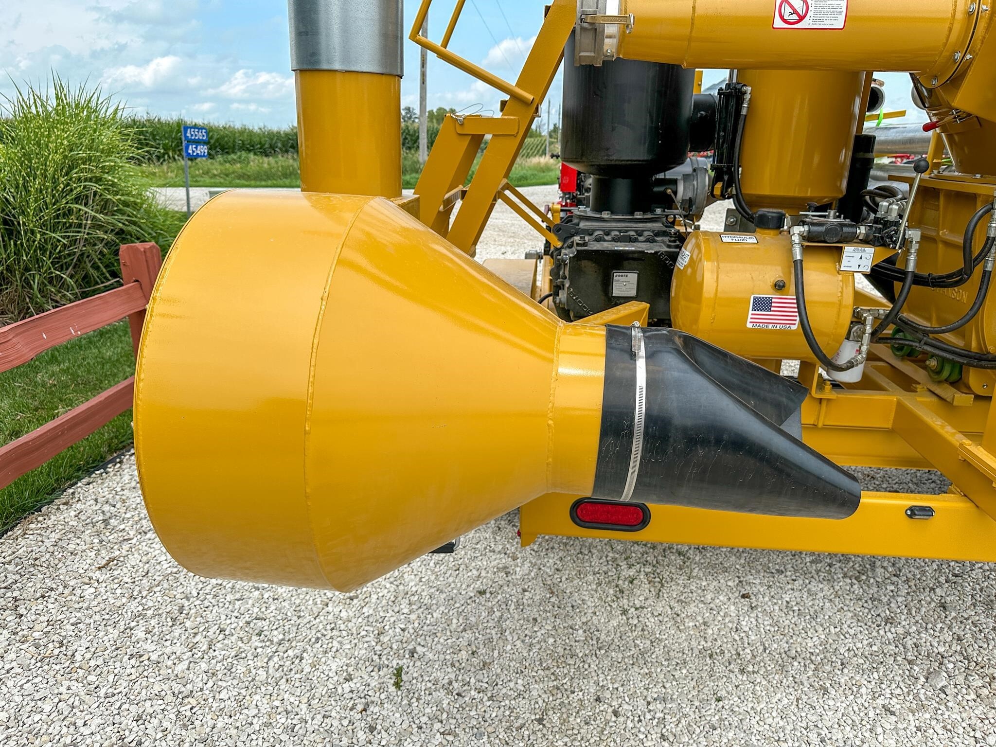2026 VAC BOSS 6068D Grain Vac